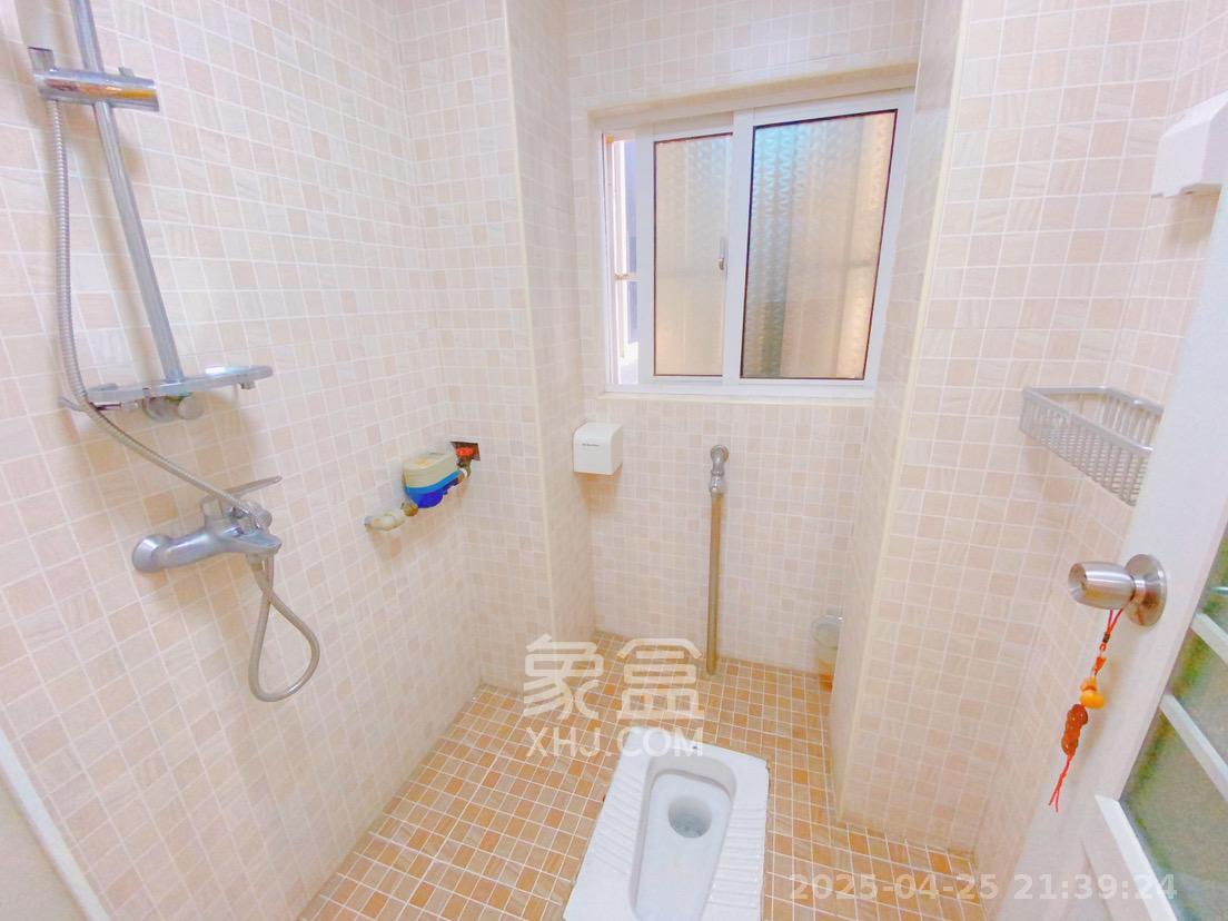 城市动力  1室1厅1卫   2300.00元/月室内图