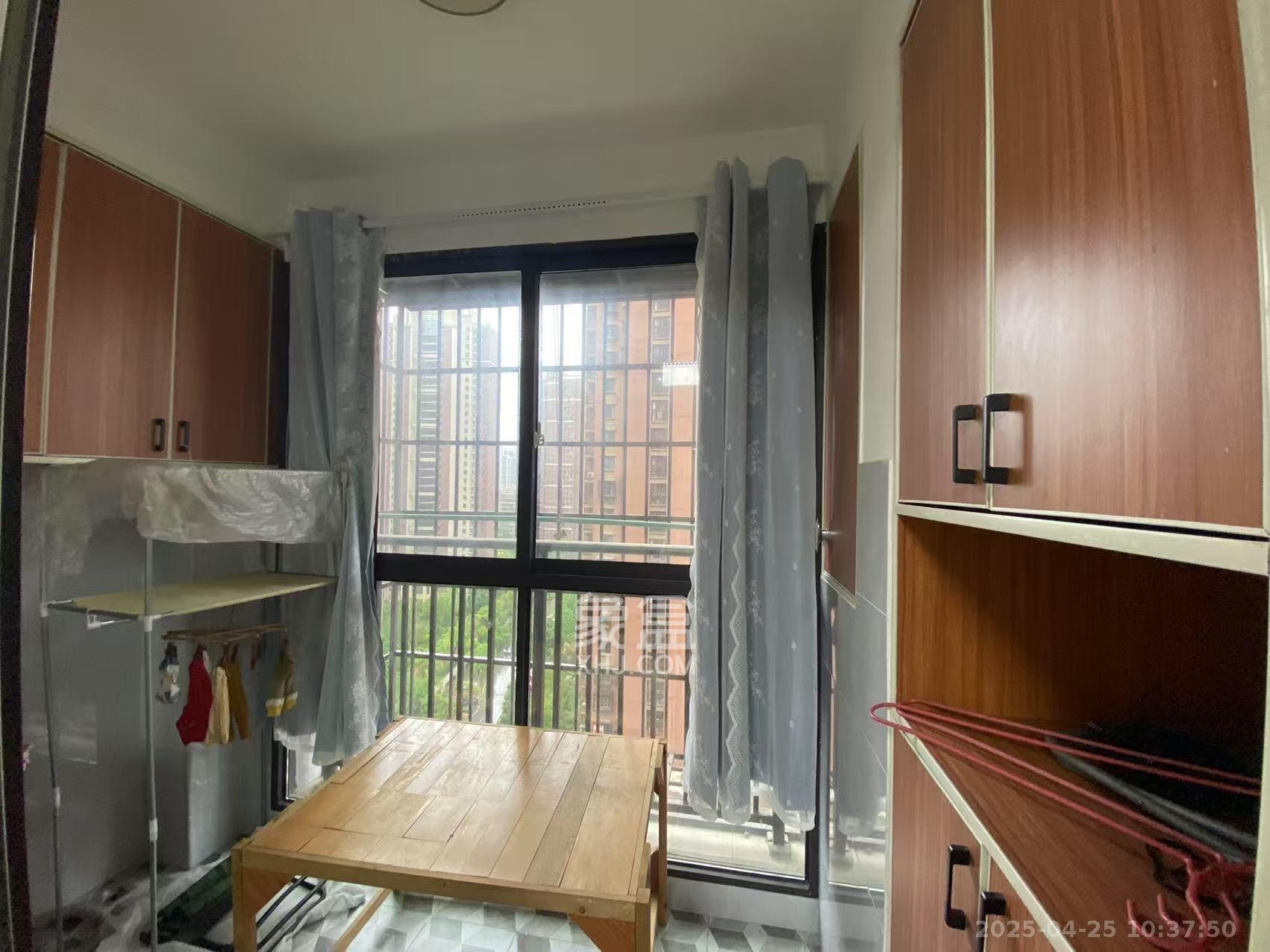 新城国际花都 3室2厅1卫 1700.0元/月 新城国际花都 3室2厅1卫 1700.0元/月室内图