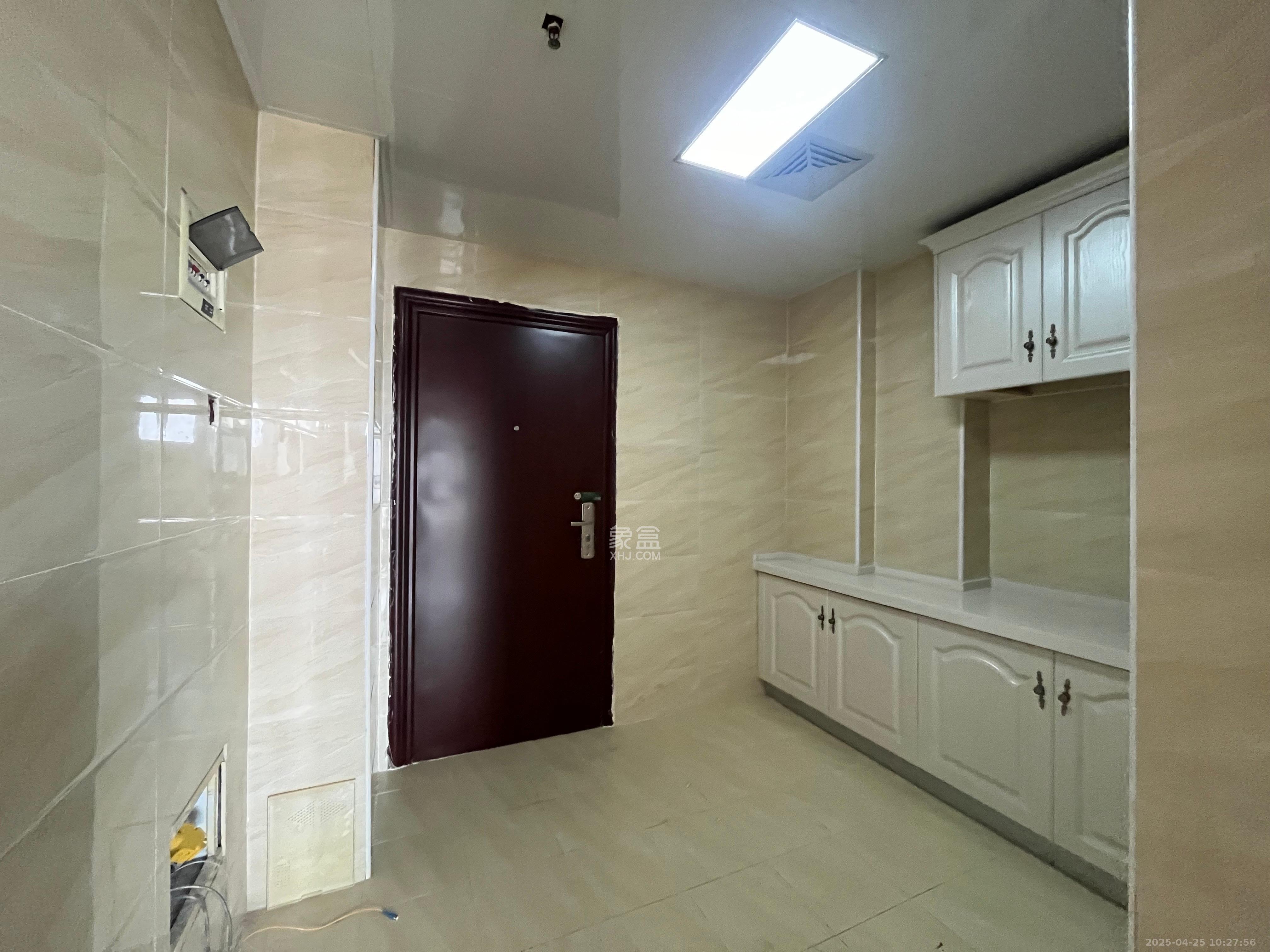 乐尚城 1室1厅1卫 3500.0元/月 乐尚城 1室1厅1卫 3500.0元/月室内图