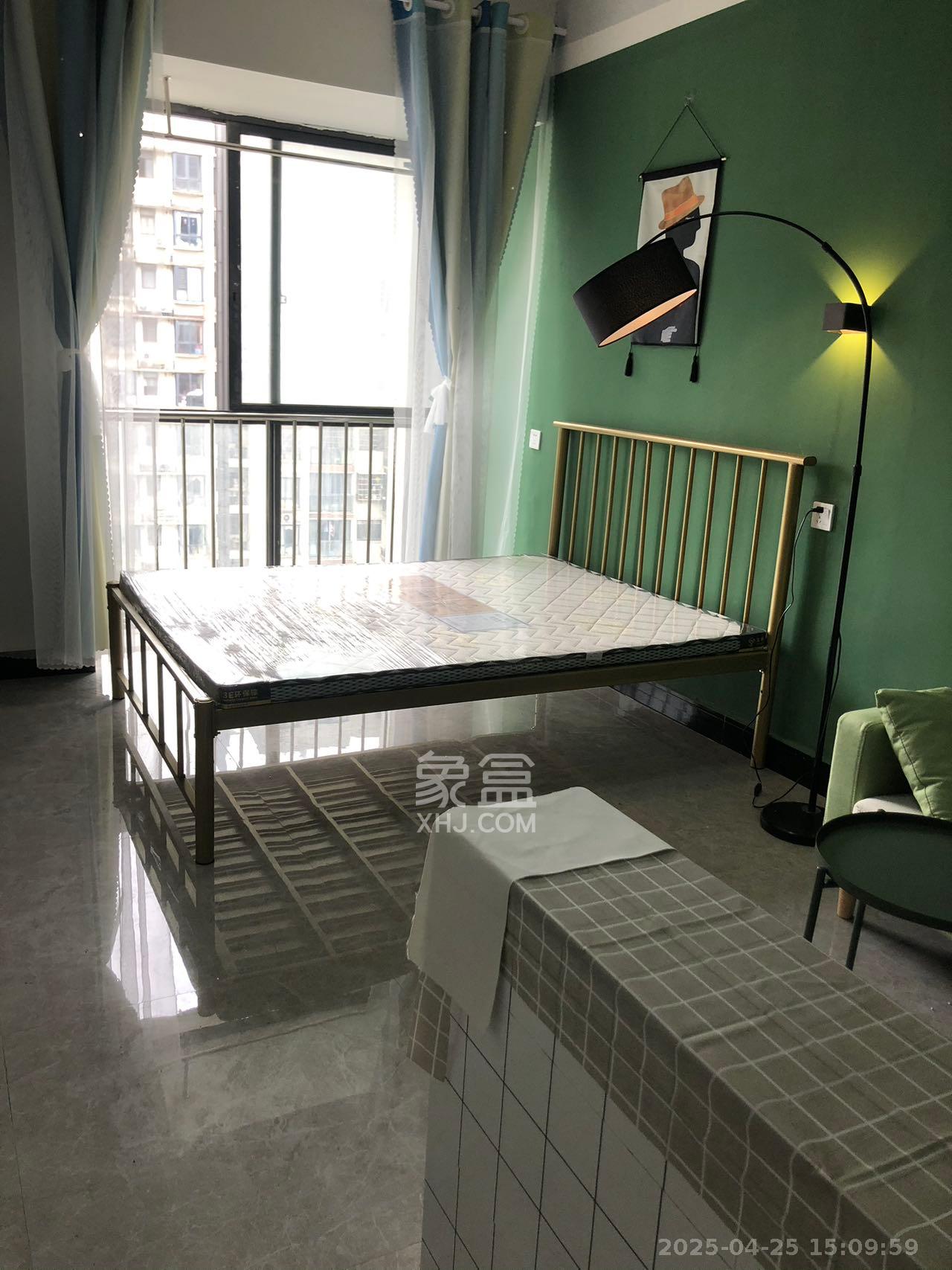 城南故事家园  1室1厅1卫   1300.00元/月室内图
