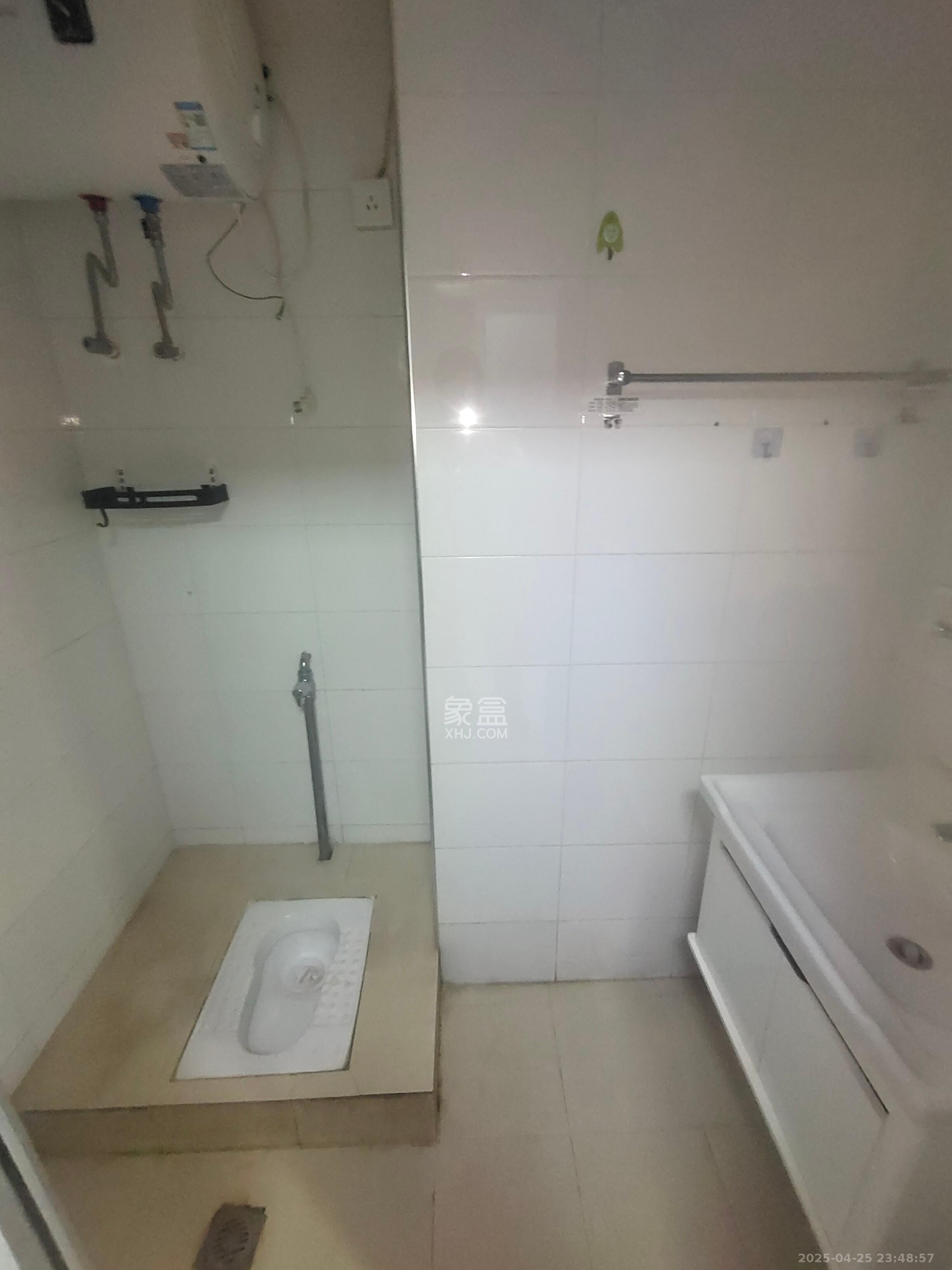 定王府  1室1厅1卫    1600.0元/月 定王府  1室1厅1卫    1600.0元/月室内图