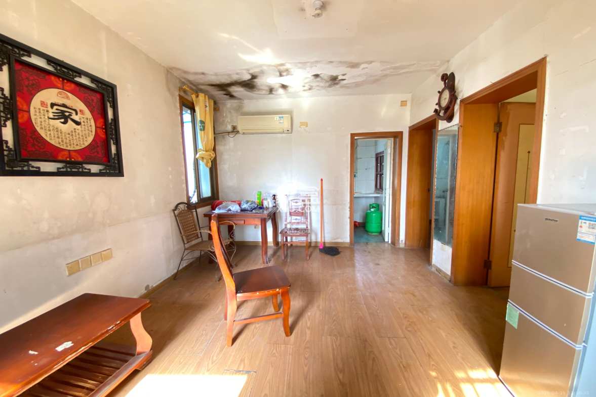 牛婆塘社区 2室1厅1卫 1100.0元/月 牛婆塘社区 2室1厅1卫 1100.0元/月室内图