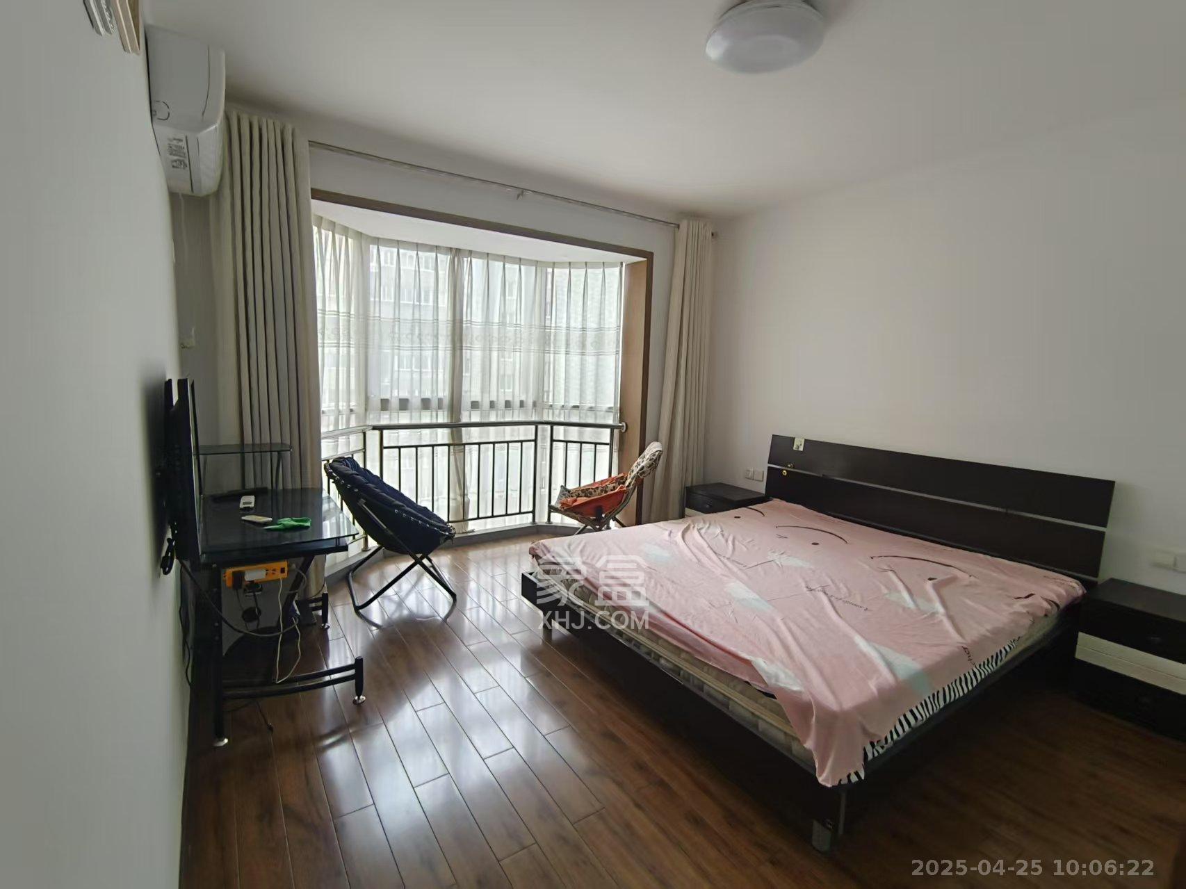 逸景苑 3室2厅1卫 1800.0元/月 逸景苑 3室2厅1卫 1800.0元/月室内图