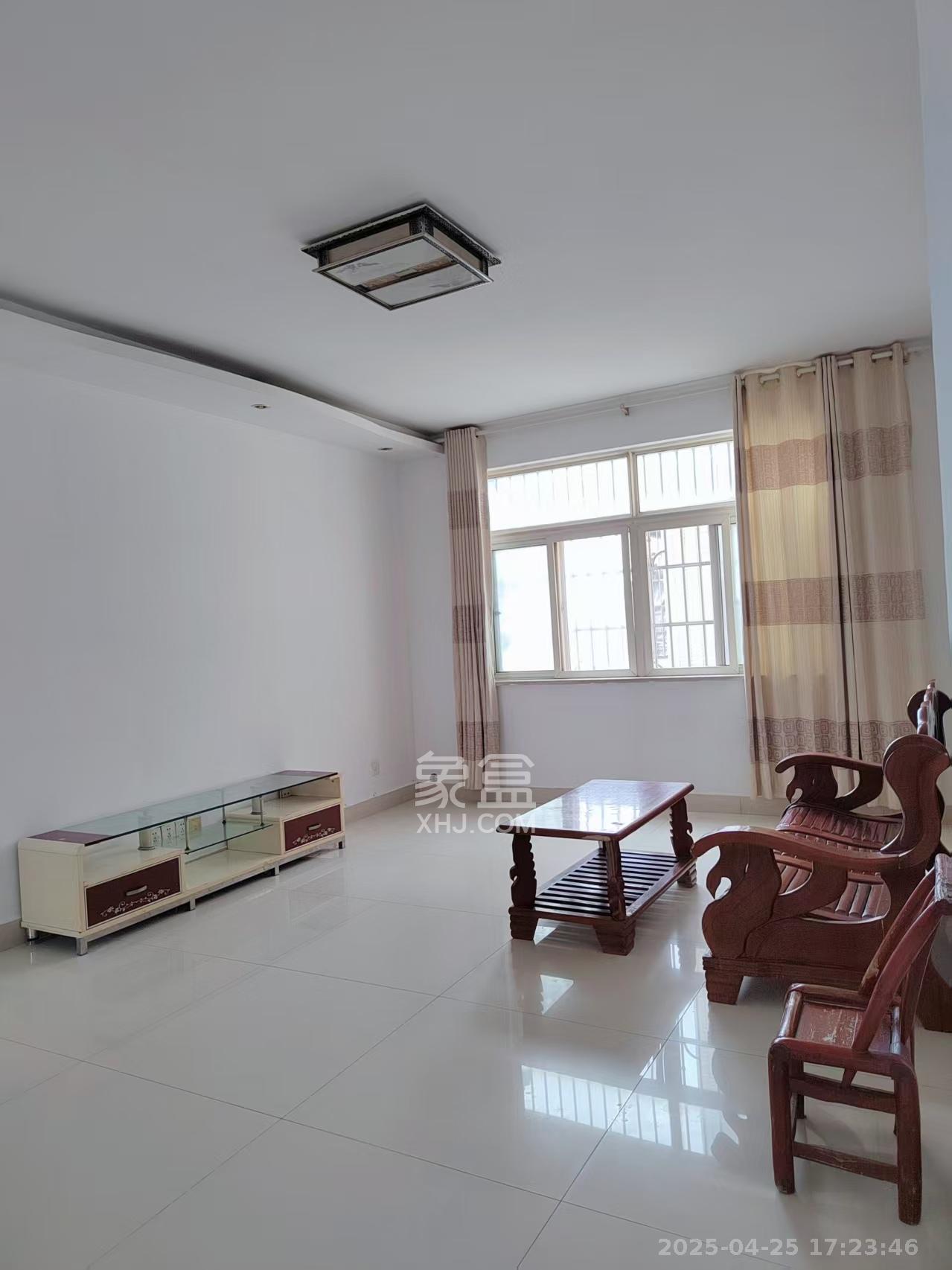 黎郡新宇康景园 2室2厅1卫 1700.0元/月 黎郡新宇康景园 2室2厅1卫 1700.0元/月室内图