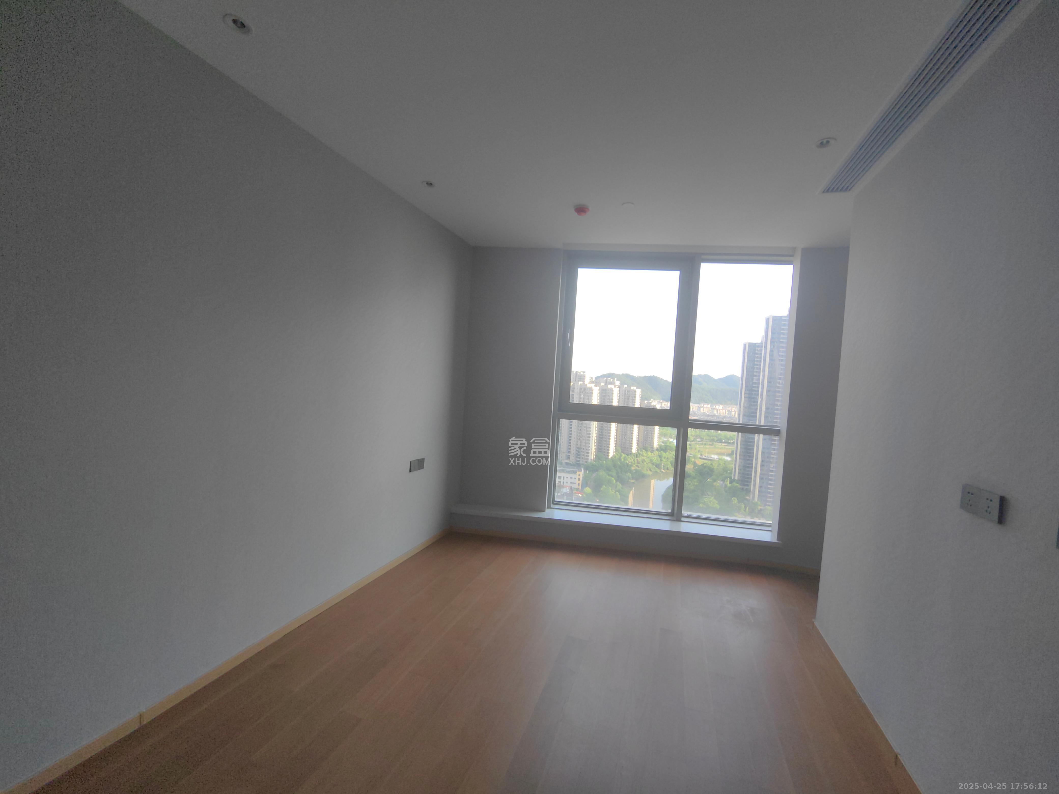 正荣梅溪紫阙台 4室2厅4卫 9000.0元/月 正荣梅溪紫阙台 4室2厅4卫 9000.0元/月室内图