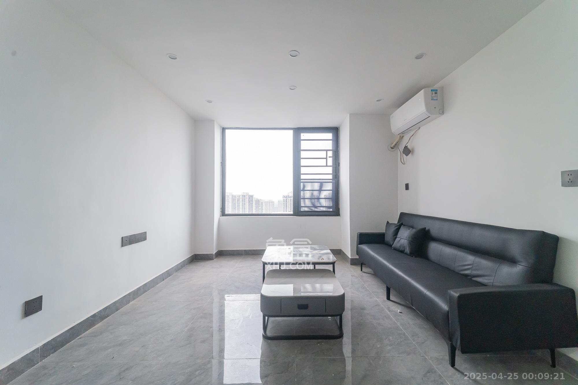 新城悦隽公园  2室2厅2卫    26.8万 新城悦隽公园  2室2厅2卫    26.8万客厅