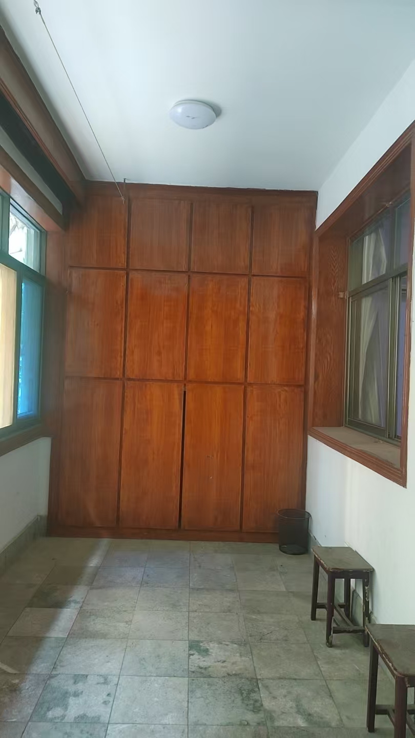 邮政家属楼 2室2厅1卫 1000.0元/月 邮政家属楼 2室2厅1卫 1000.0元/月室内图