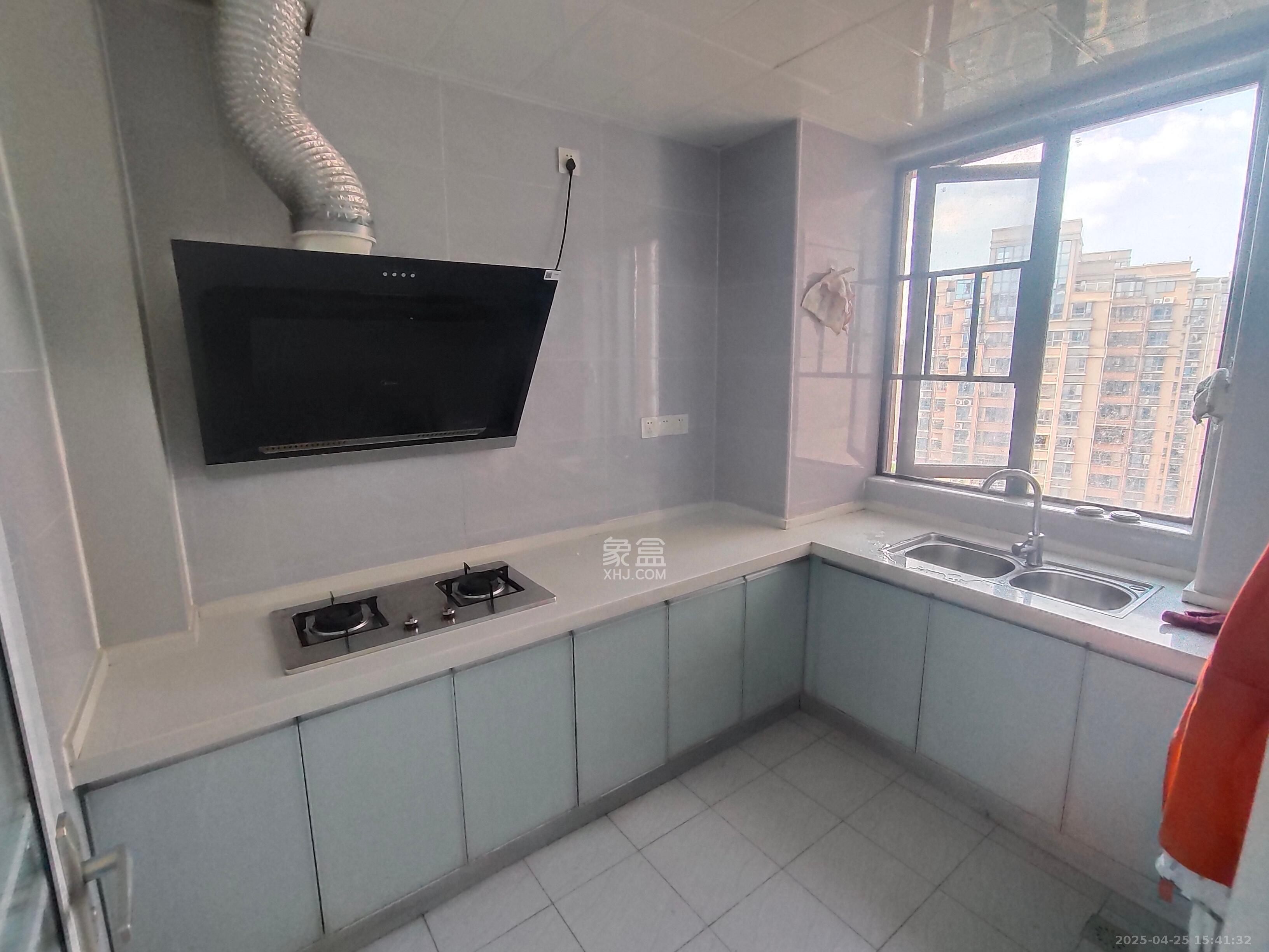 新新花园 4室2厅2卫 2900.0元/月 新新花园 4室2厅2卫 2900.0元/月室内图