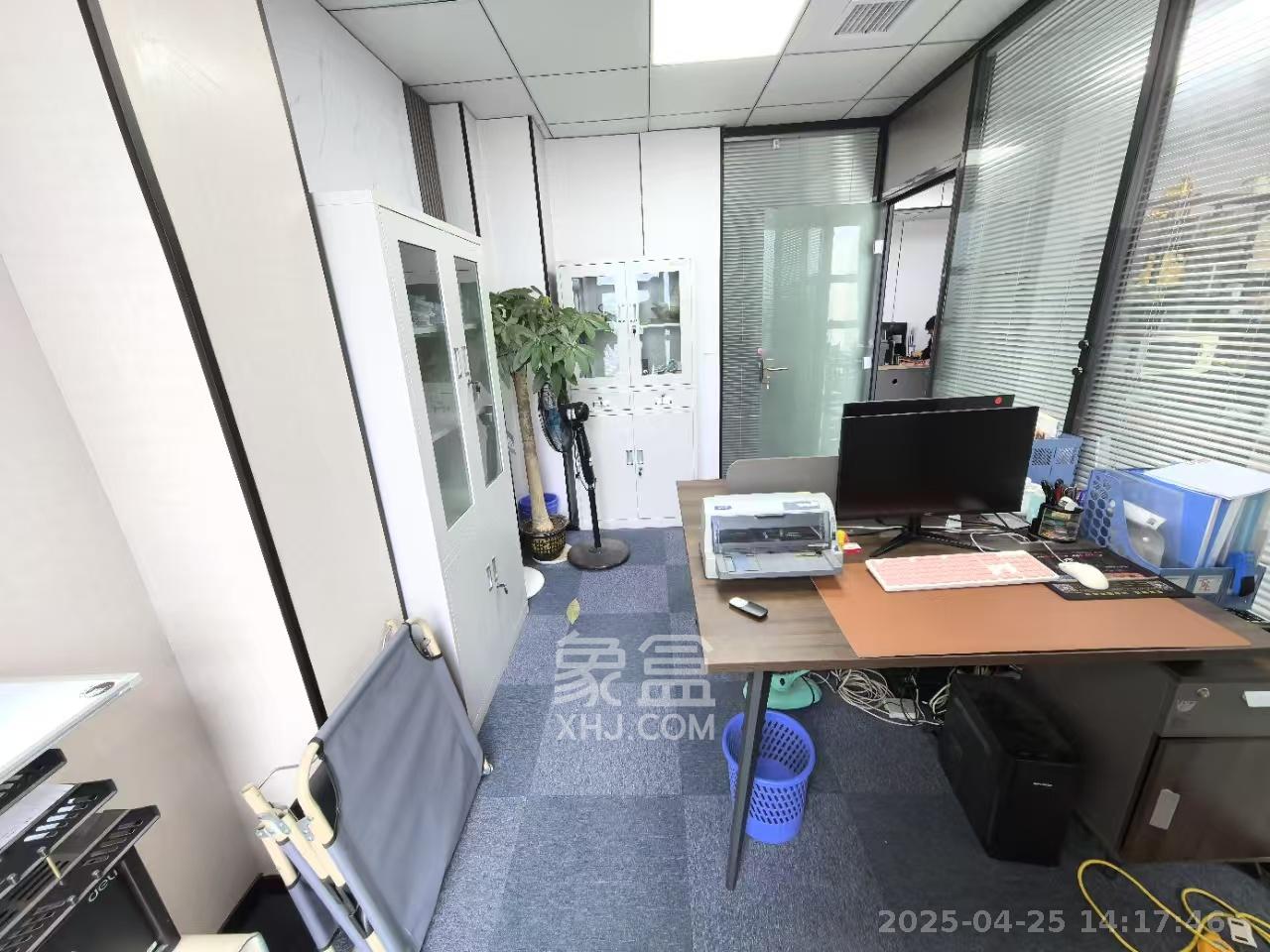 万坤图财富广场 1室1厅1卫 3700.0元/月 万坤图财富广场 1室1厅1卫 3700.0元/月小区图