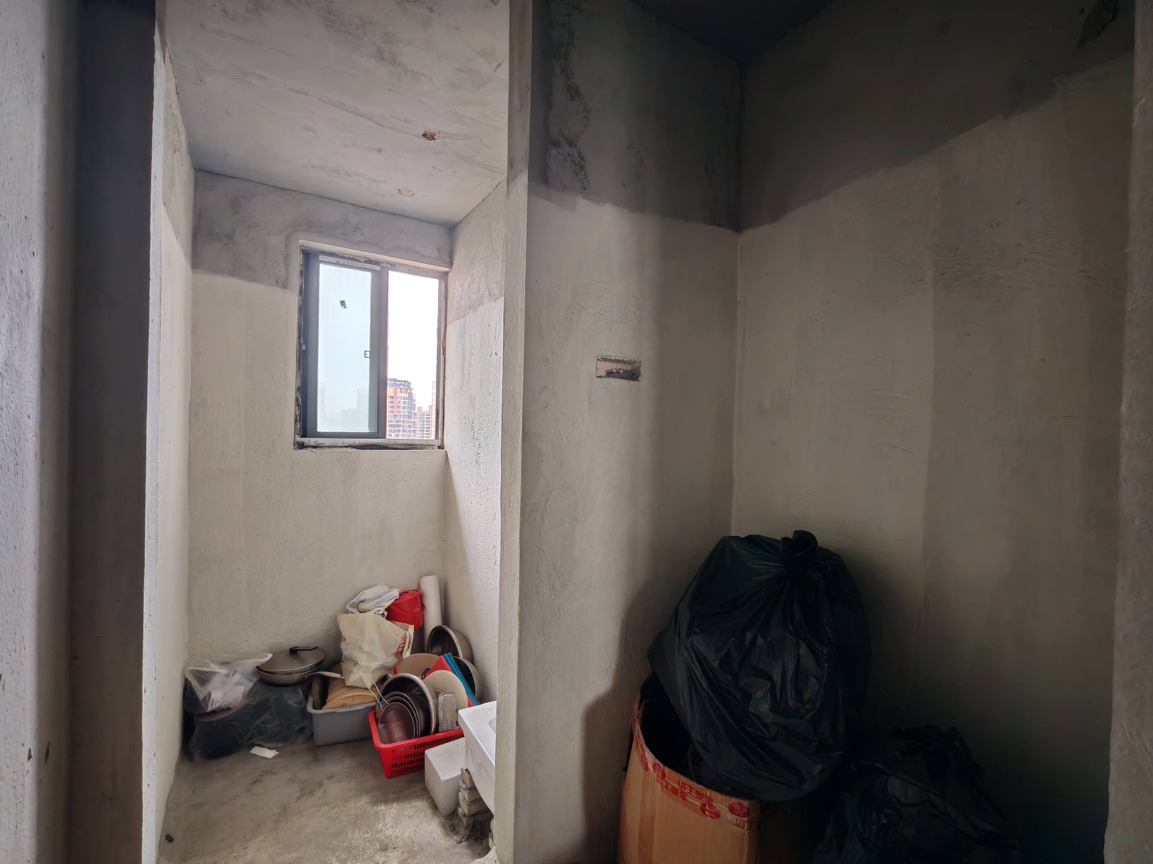 新城吾悦广场 4室2厅2卫 246.0万 新城吾悦广场 4室2厅2卫 246.0万客厅