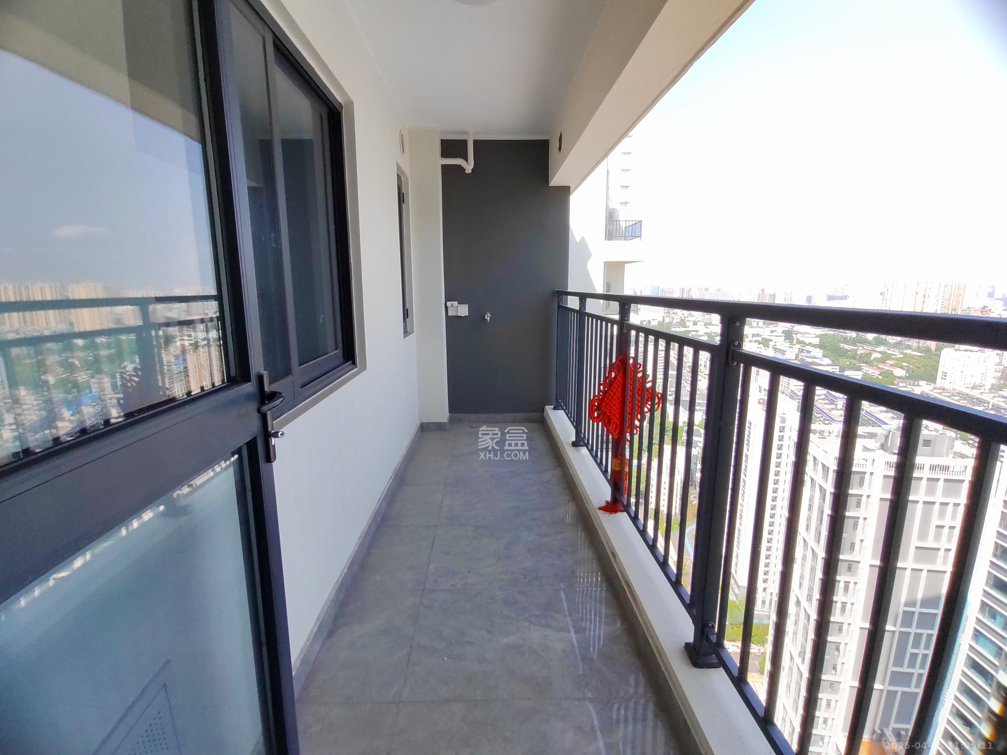 滨江府1913 4室2厅3卫 12000.0元/月 滨江府1913 4室2厅3卫 12000.0元/月小区图