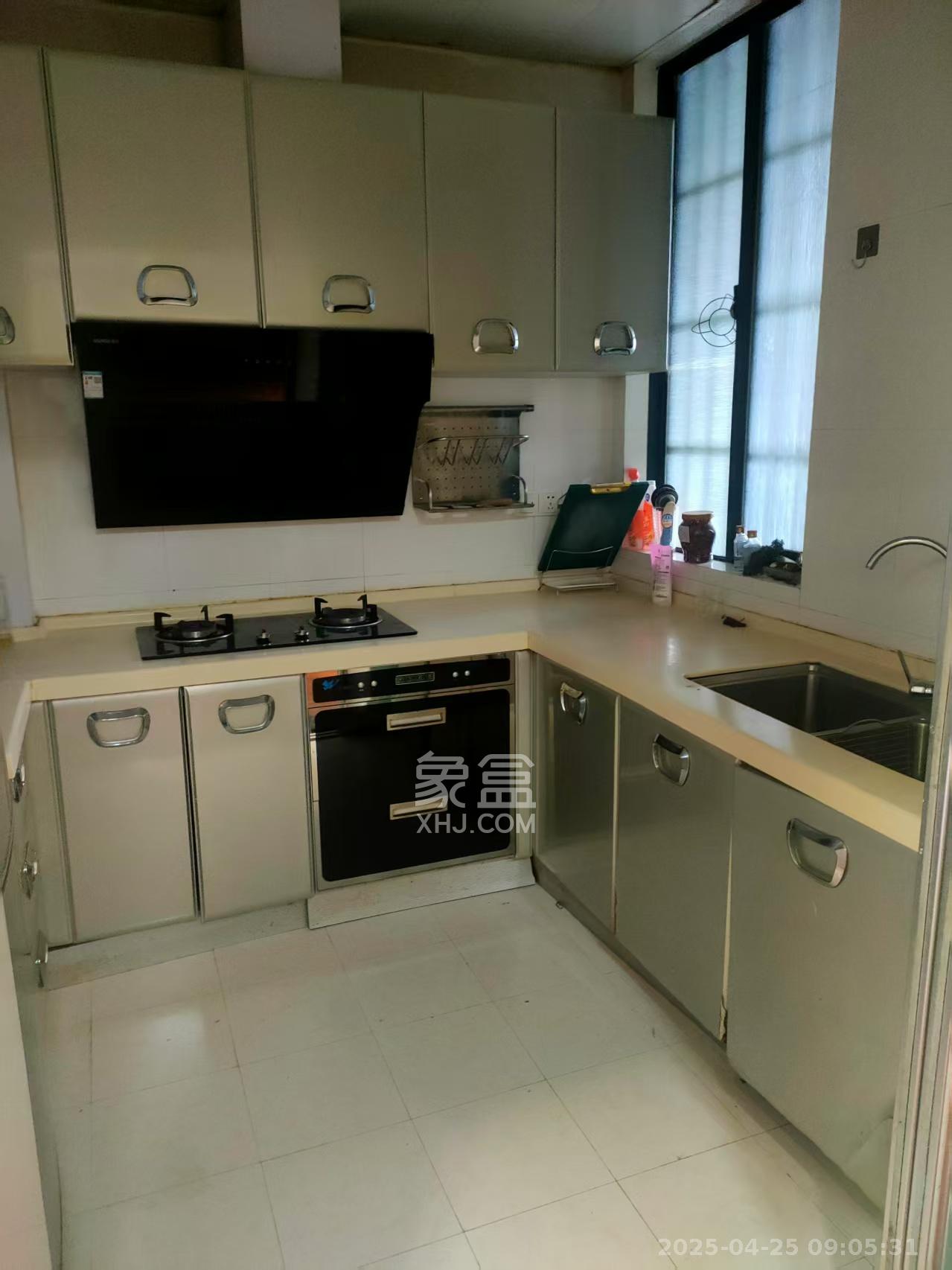 湘江世纪城达江苑 2室2厅1卫 2200.0元/月 湘江世纪城达江苑 2室2厅1卫 2200.0元/月室内图