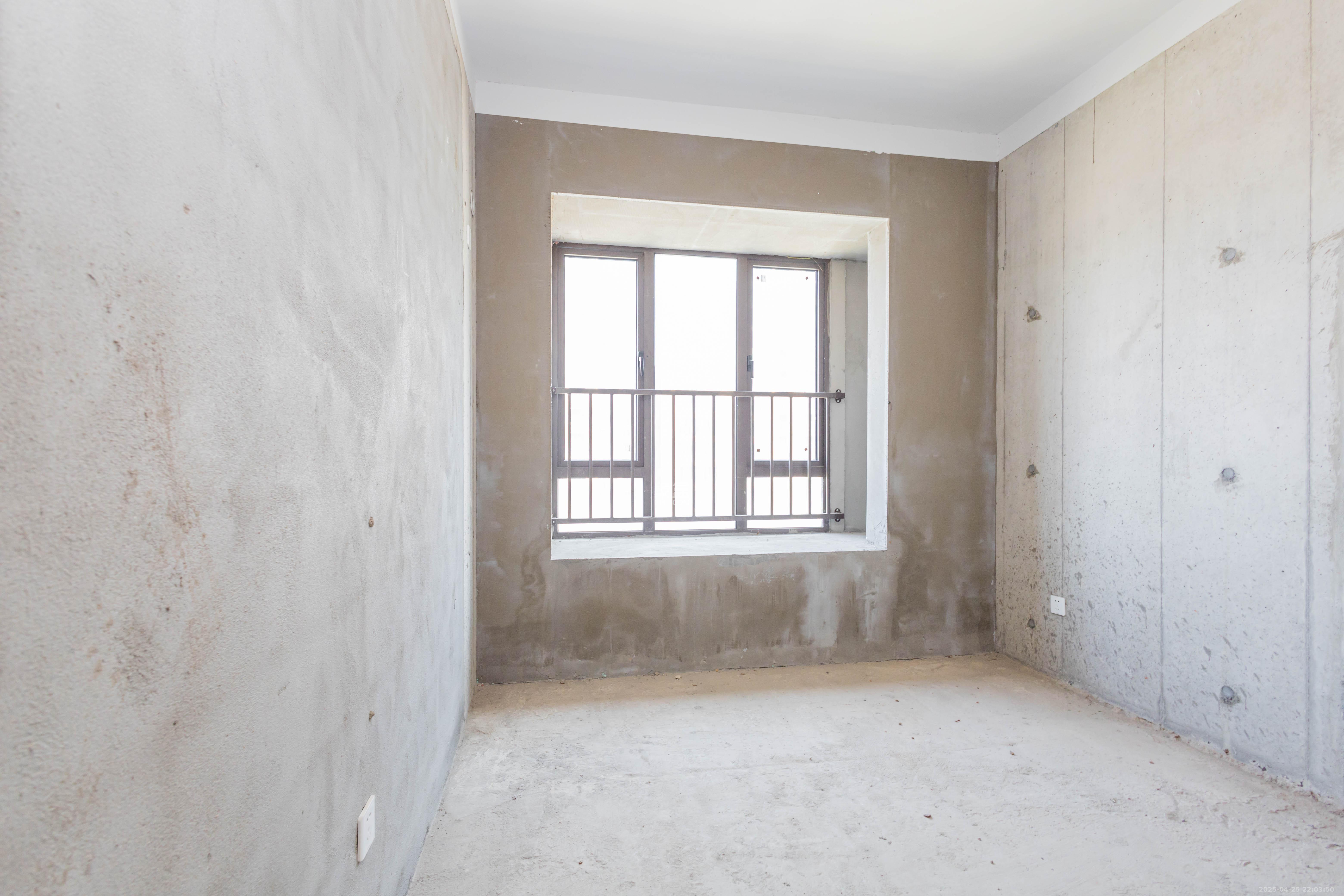 湘域芯城一期 4室2厅2卫 106.8万 湘域芯城一期 4室2厅2卫 106.8万卧室