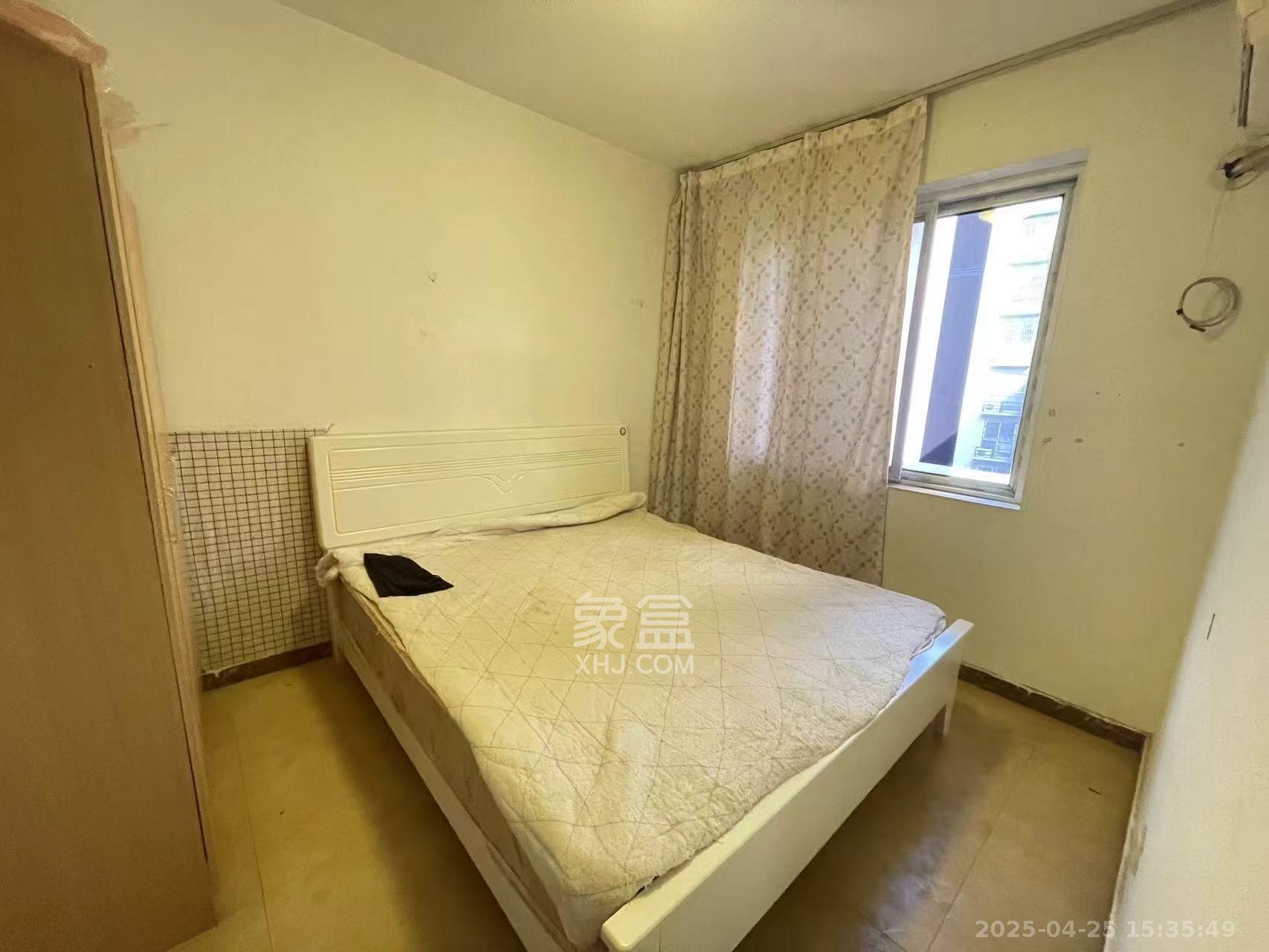 华银南苑 2室2厅1卫 2000.0元/月 华银南苑 2室2厅1卫 2000.0元/月室内图