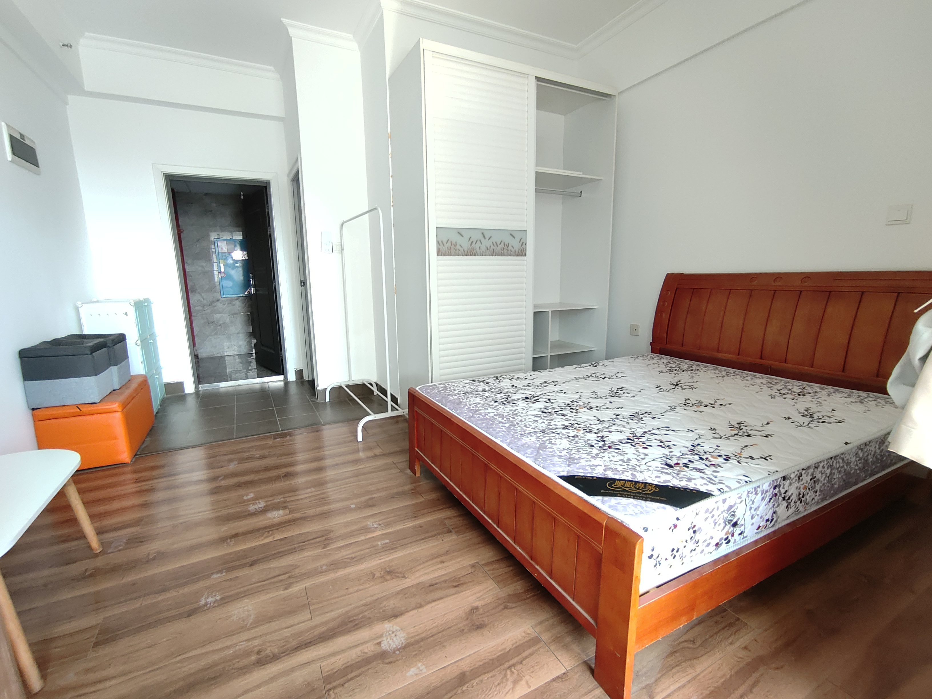 文艺复兴(未来城) 1室0厅0卫 1300.0元/月 文艺复兴(未来城) 1室0厅0卫 1300.0元/月户型图