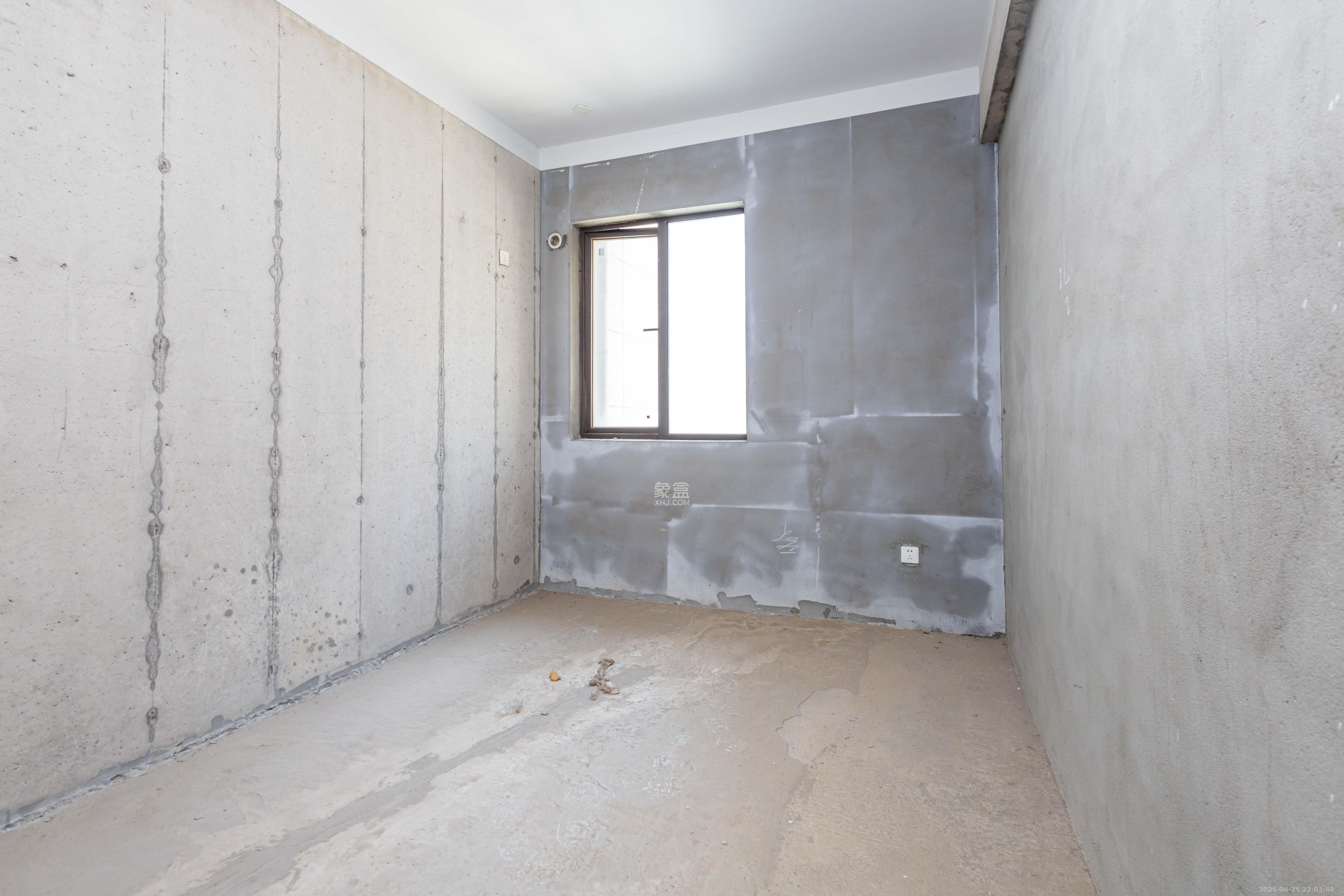 湘域芯城一期 4室2厅2卫 106.8万 湘域芯城一期 4室2厅2卫 106.8万卧室