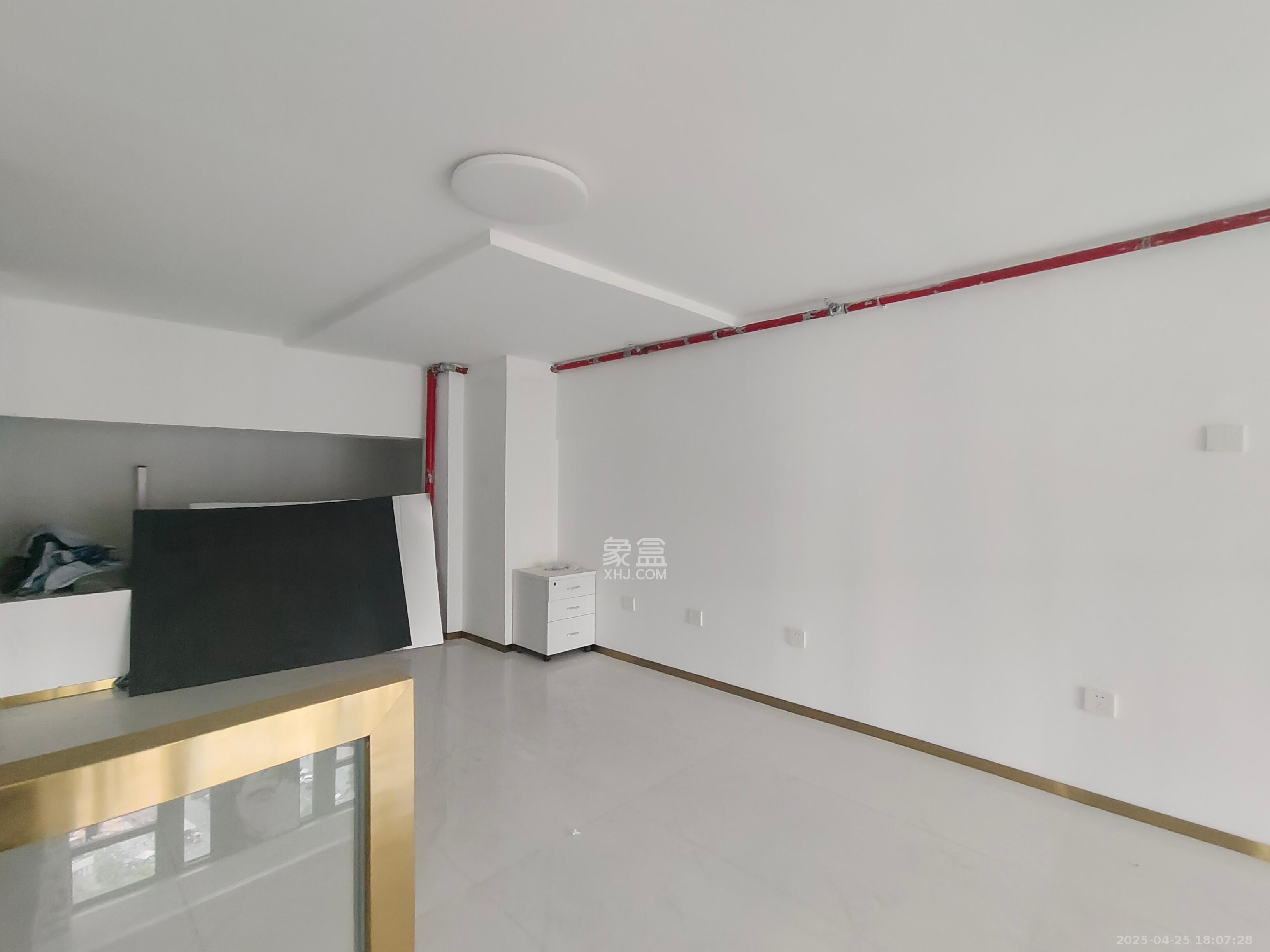 中海阅溪府  1室1厅1卫    3800.0元/月 中海阅溪府  1室1厅1卫    3800.0元/月室内图