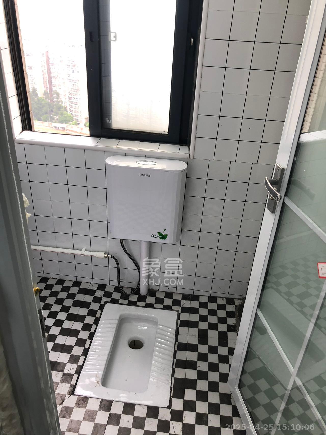 城南故事家园  1室1厅1卫   1300.00元/月室内图