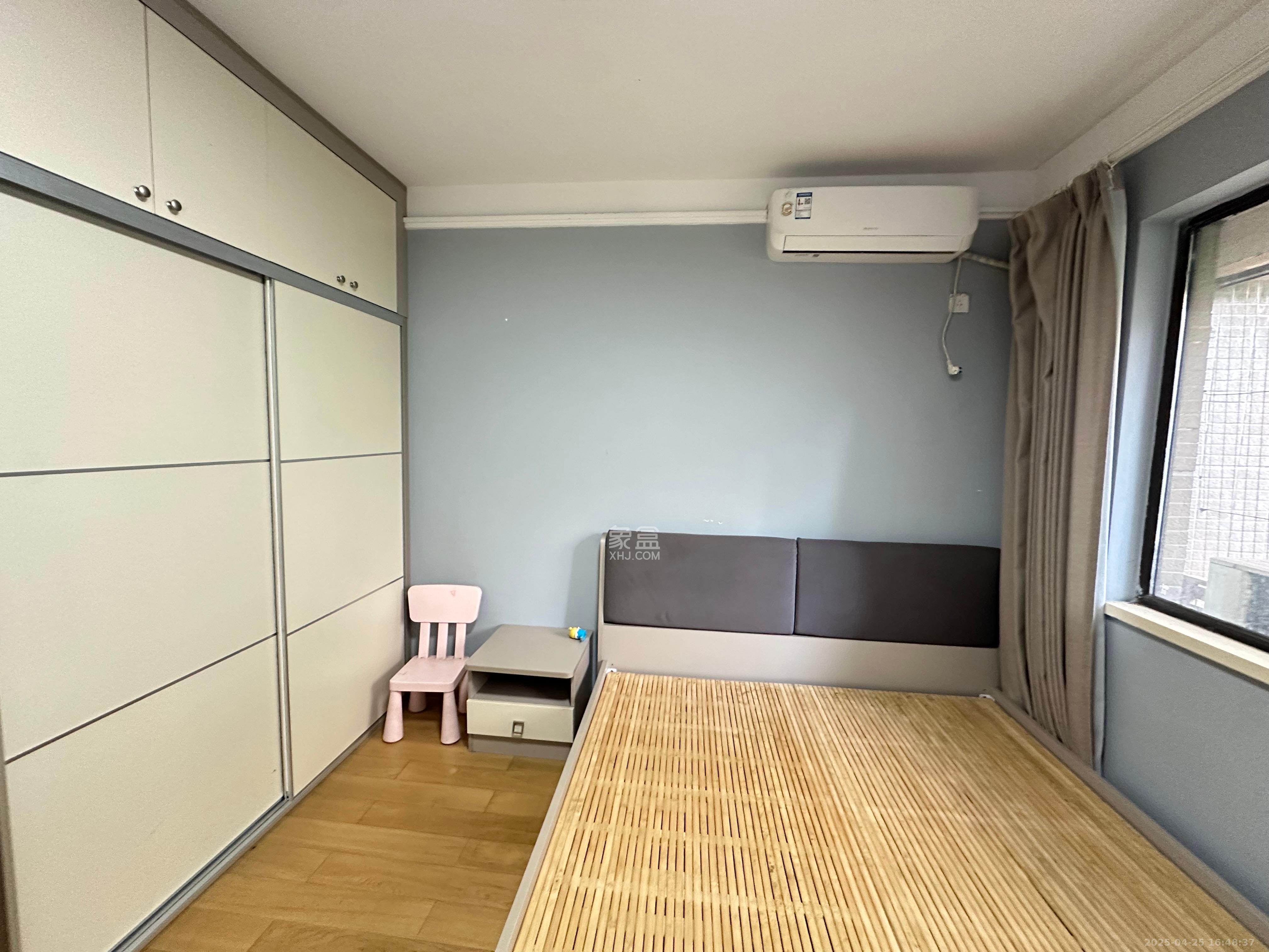 中海国际三期  3室2厅2卫   2300.00元/月室内图