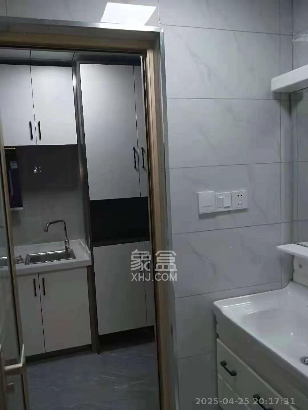 江山帝景哈佛  1室1厅1卫   1500.00元/月室内图