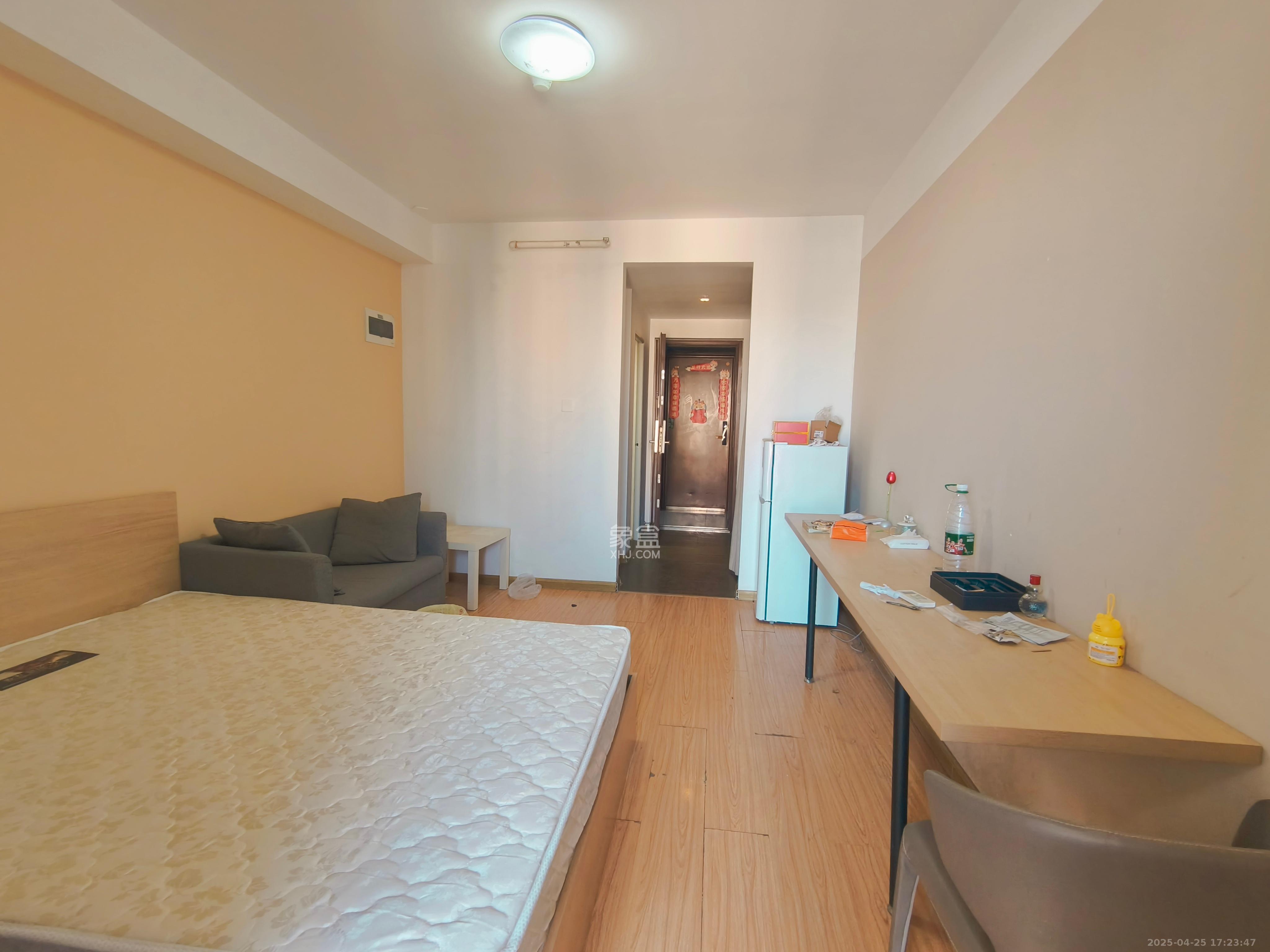 万科白鹭郡 1室1厅1卫 1400.0元/月 万科白鹭郡 1室1厅1卫 1400.0元/月室内图