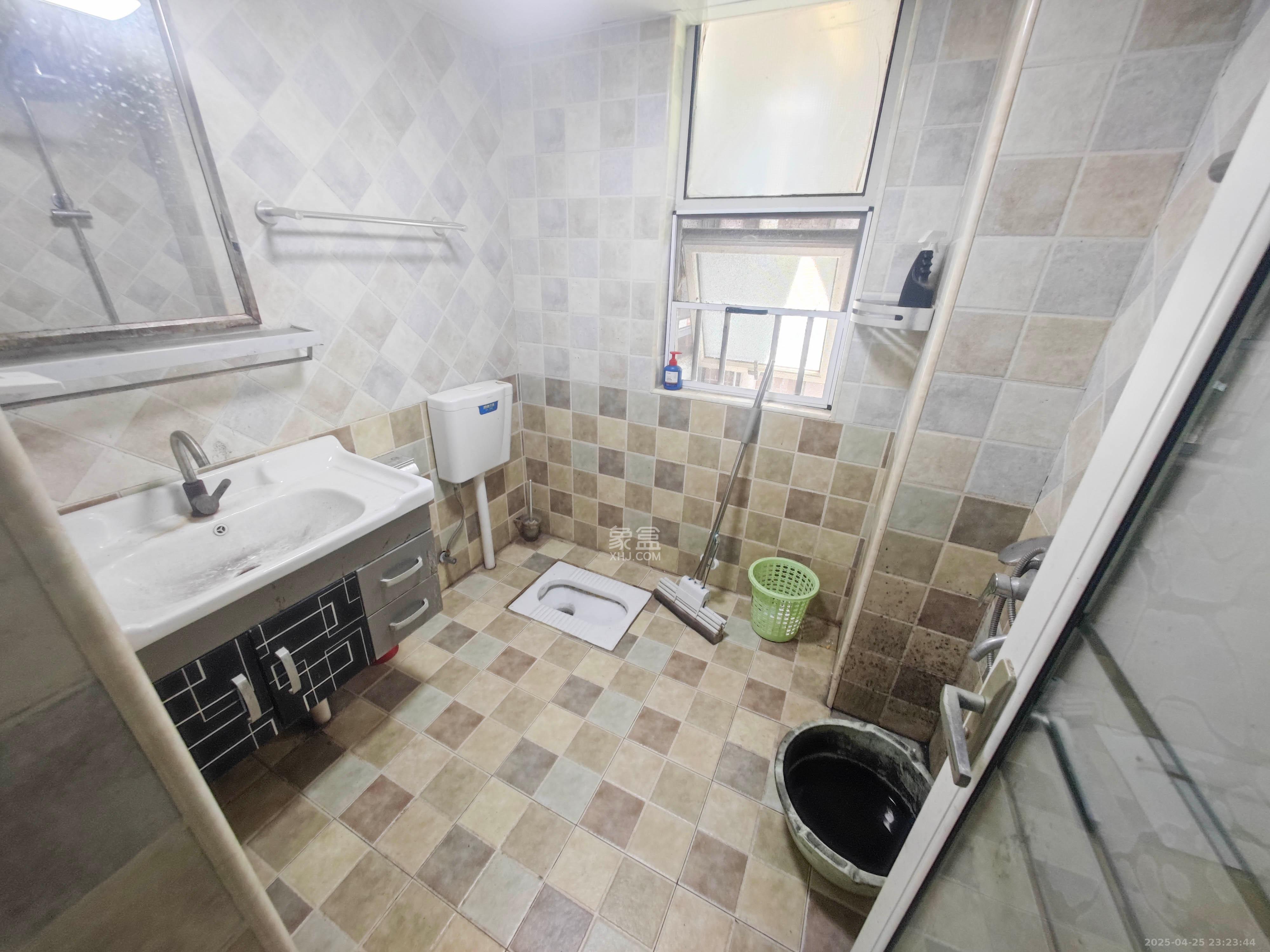 五矿万境水岸二期(五矿万境水岸和苑)  2室2厅1卫    105.0万 五矿万境水岸二期(五矿万境水岸和苑)  2室2厅1卫    105.0万其他