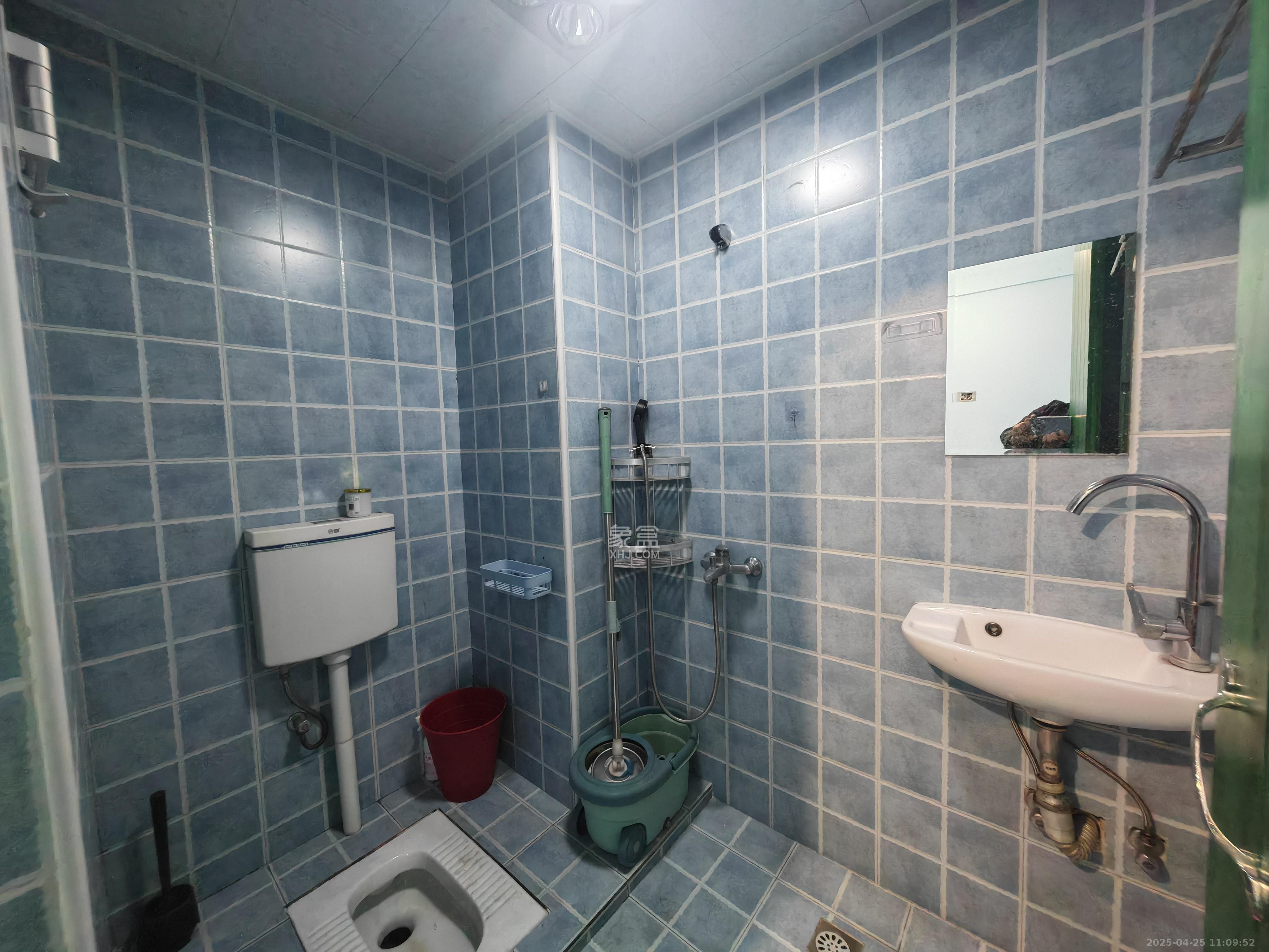 红公馆(前程丽景大厦) 1室1厅1卫 1500.0元/月 红公馆(前程丽景大厦) 1室1厅1卫 1500.0元/月室内图