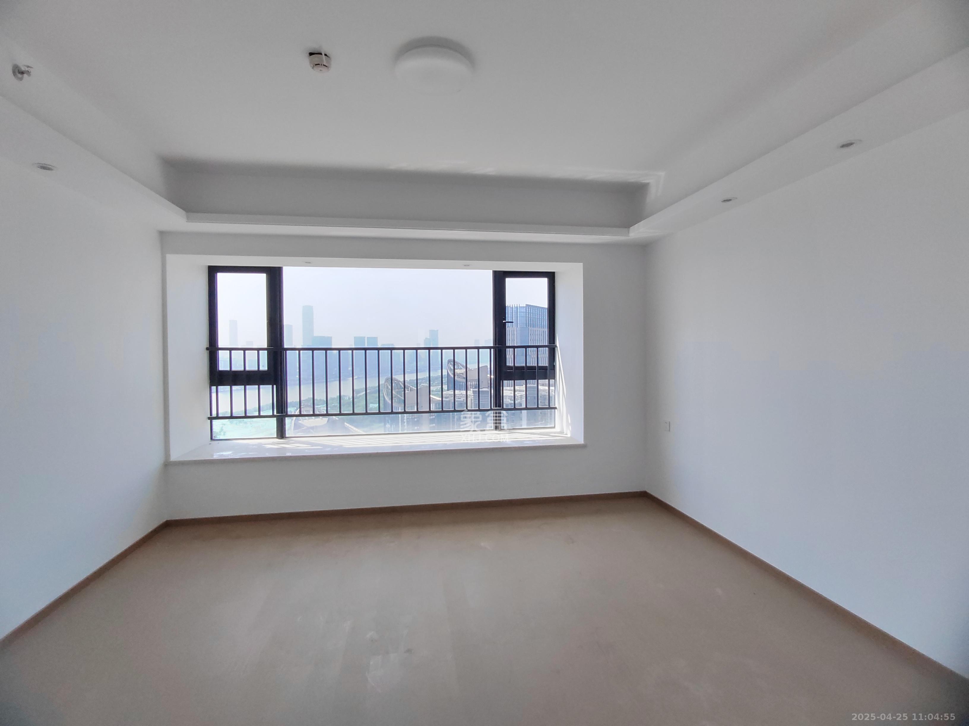 滨江府1913 4室2厅3卫 12000.0元/月 滨江府1913 4室2厅3卫 12000.0元/月室内图