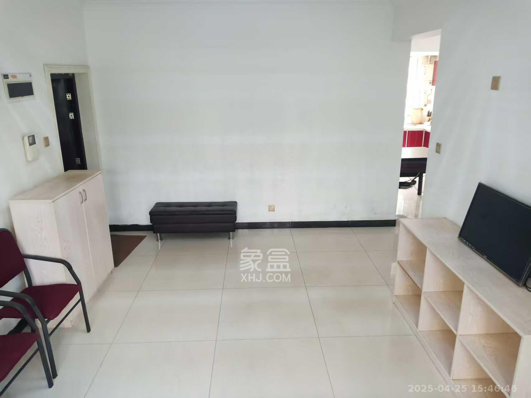 可可小城(麓谷可可小城) 3室2厅1卫 2500.0元/月 可可小城(麓谷可可小城) 3室2厅1卫 2500.0元/月室内图