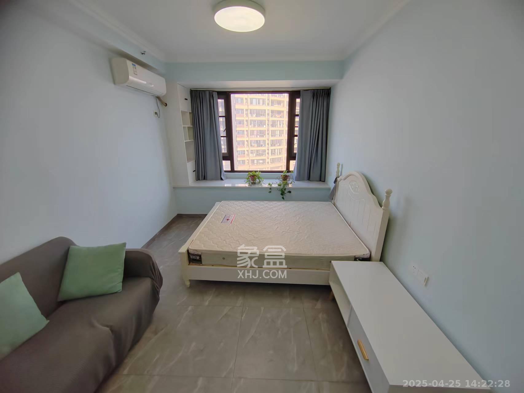 融创融公馆(融创臻苑) 1室1厅1卫 1750.0元/月 融创融公馆(融创臻苑) 1室1厅1卫 1750.0元/月室内图