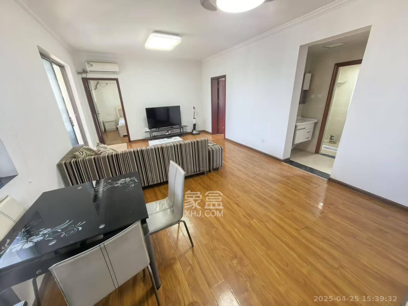 梅溪湖合能璞丽 3室2厅2卫 2200.0元/月 梅溪湖合能璞丽 3室2厅2卫 2200.0元/月室内图