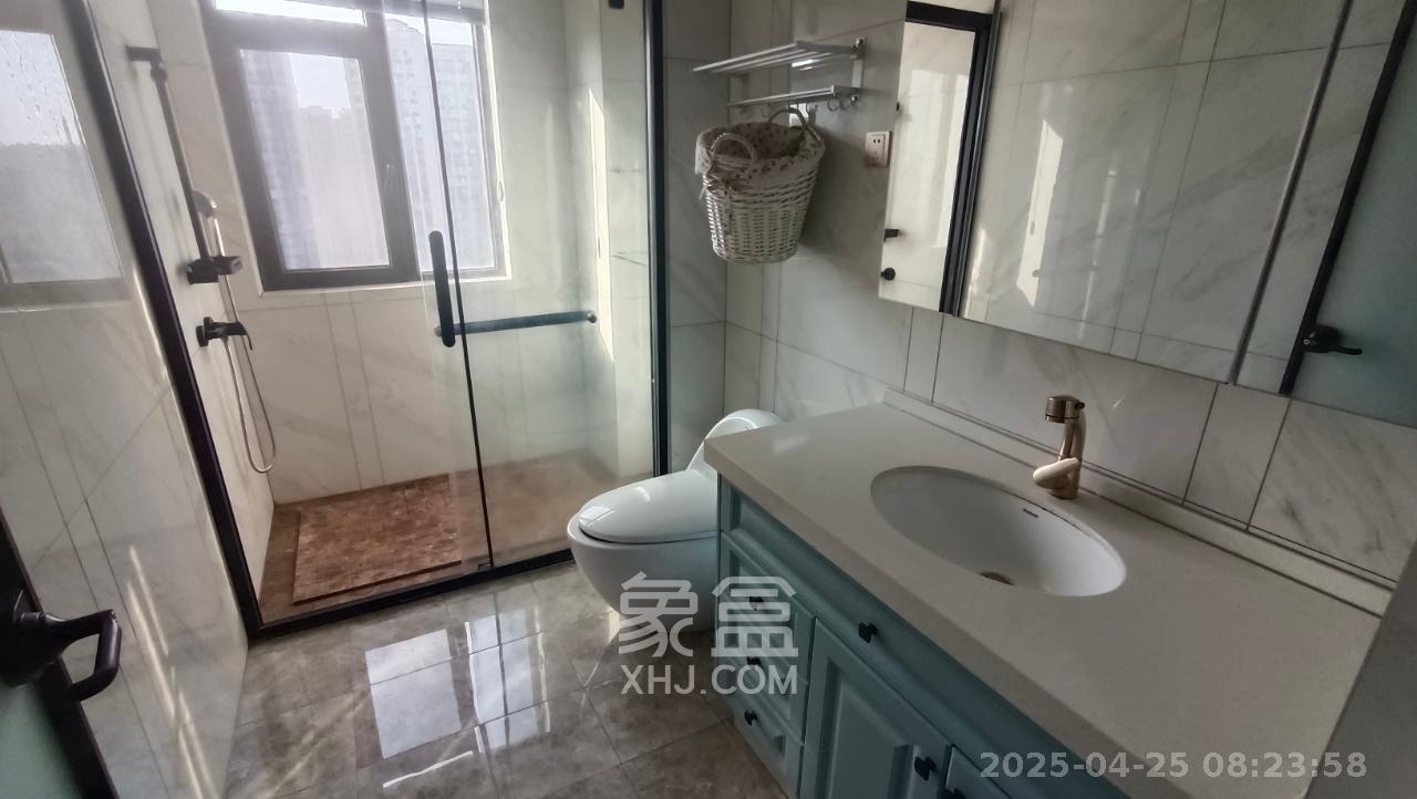 晟通牡丹舸 3室2厅2卫 8500.0元/月 晟通牡丹舸 3室2厅2卫 8500.0元/月室内图