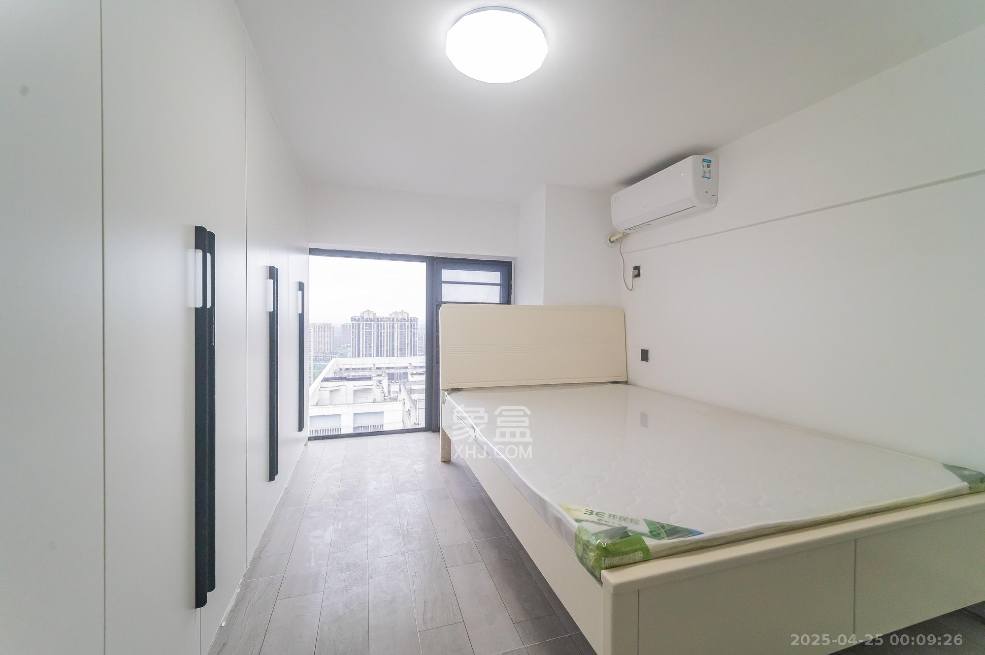 新城悦隽公园  2室2厅2卫    26.8万 新城悦隽公园  2室2厅2卫    26.8万卧室