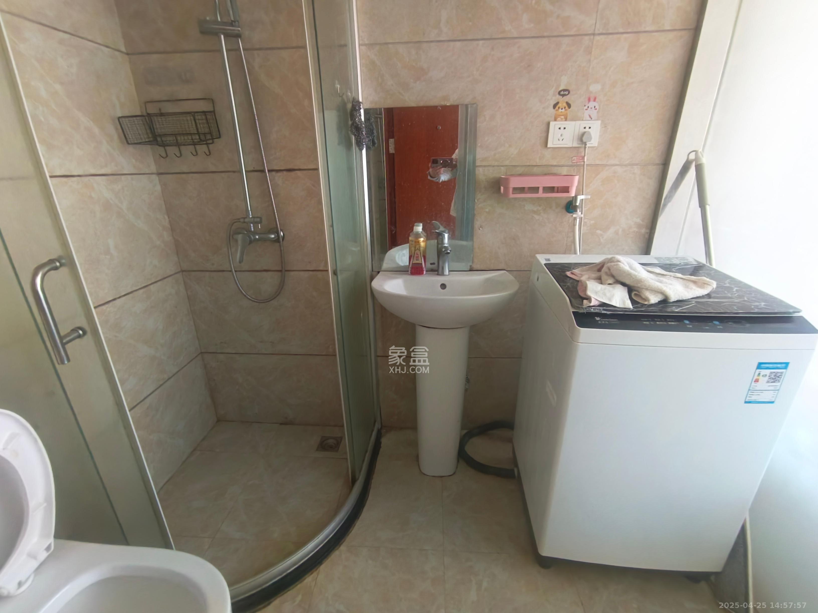 佐佑大厦  1室1厅1卫   950.00元/月室内图