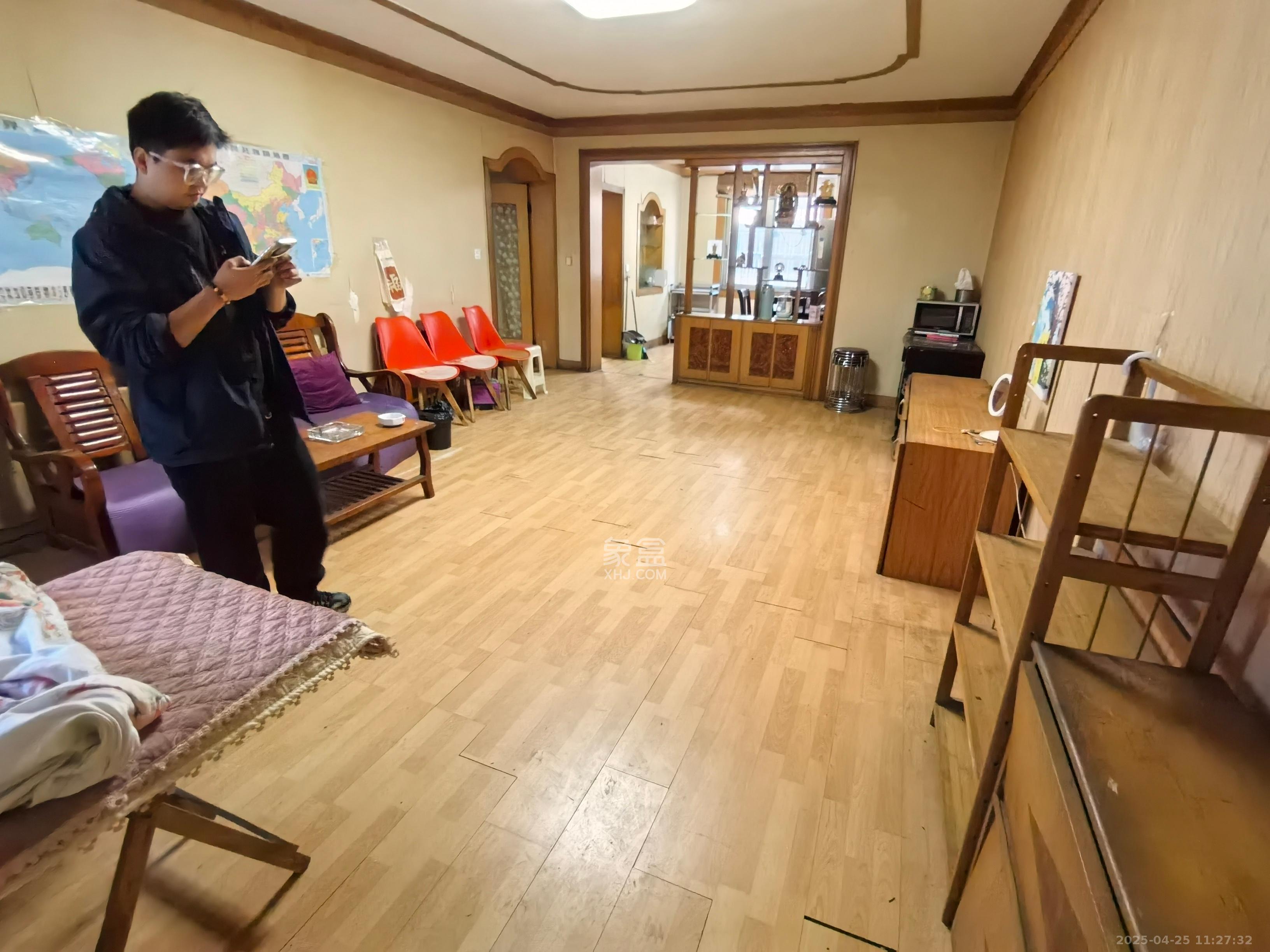 旺强宿舍 3室1厅1卫 1600.0元/月 旺强宿舍 3室1厅1卫 1600.0元/月室内图