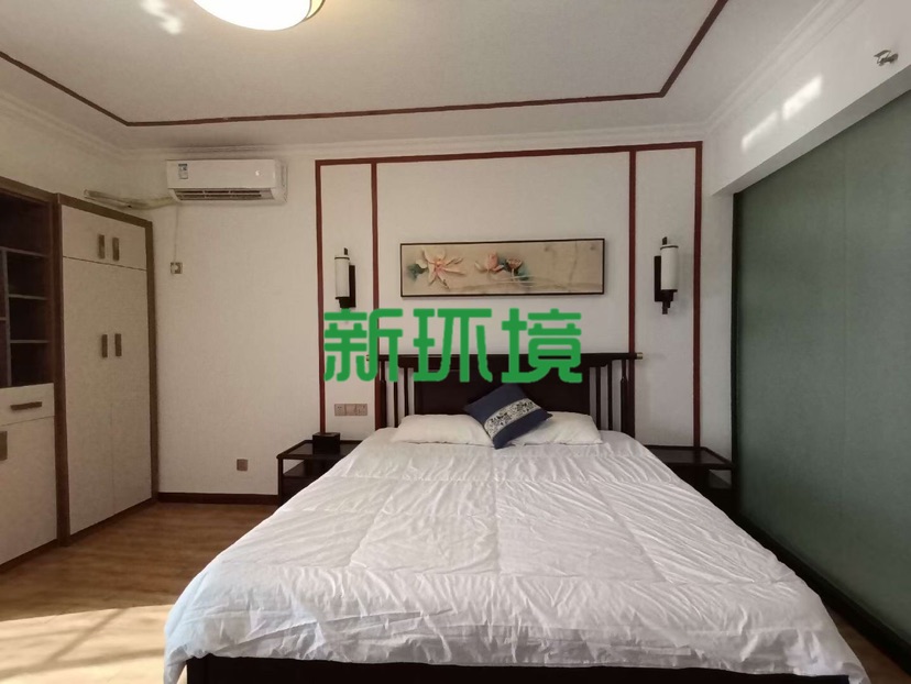东方曼哈顿  1室1厅1卫   30.80万客厅