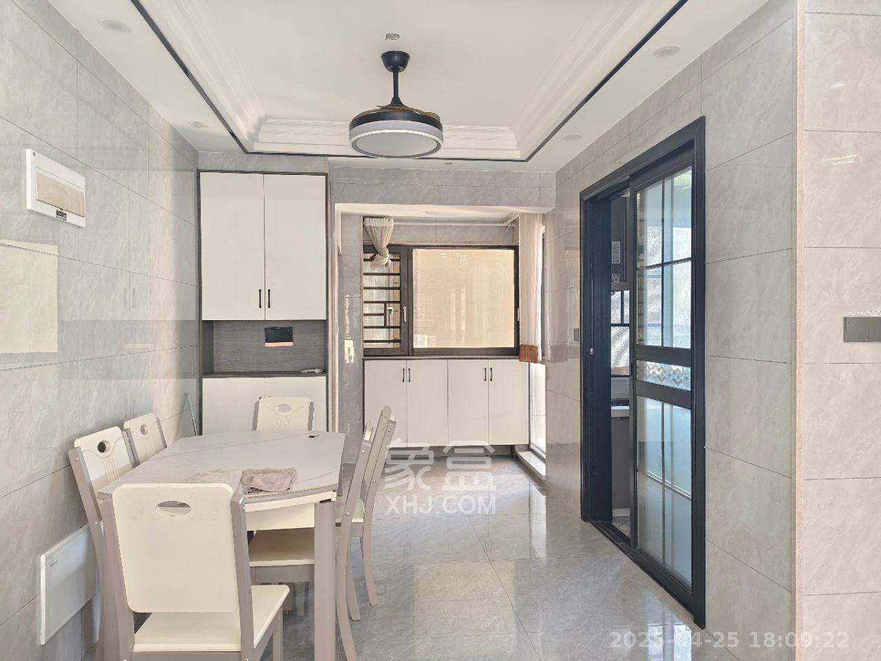 真人桥家园一期 3室2厅2卫 2000.0元/月 真人桥家园一期 3室2厅2卫 2000.0元/月室内图