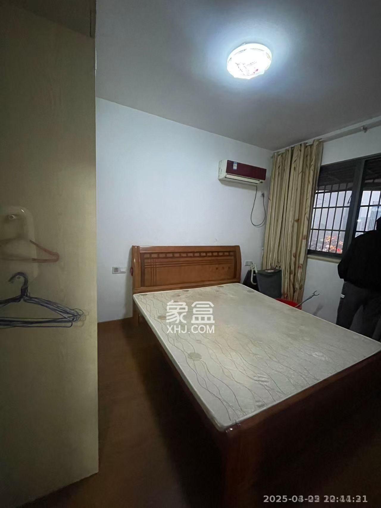 东方银座（东方摩卡）  2室2厅1卫   1900.00元/月室内图