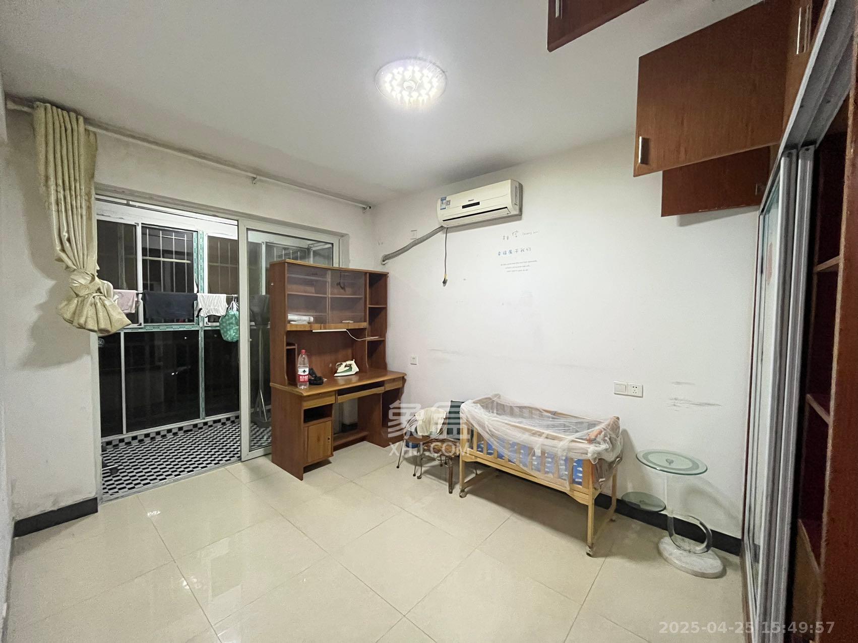 三城花苑(一,二,三期) 2室2厅1卫 1200.0元/月 三城花苑(一,二,三期) 2室2厅1卫 1200.0元/月室内图