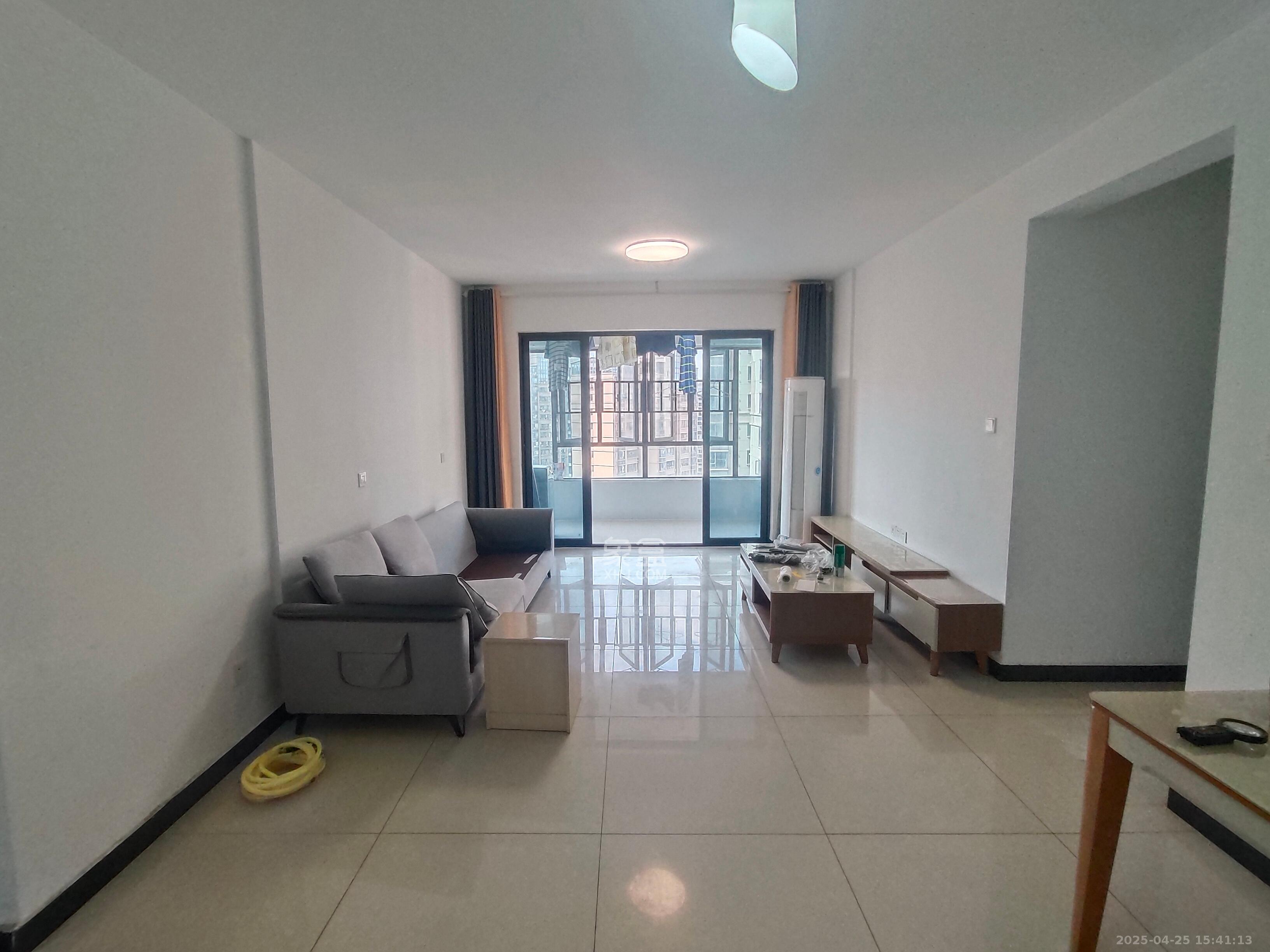 新新花园 4室2厅2卫 2900.0元/月 新新花园 4室2厅2卫 2900.0元/月室内图