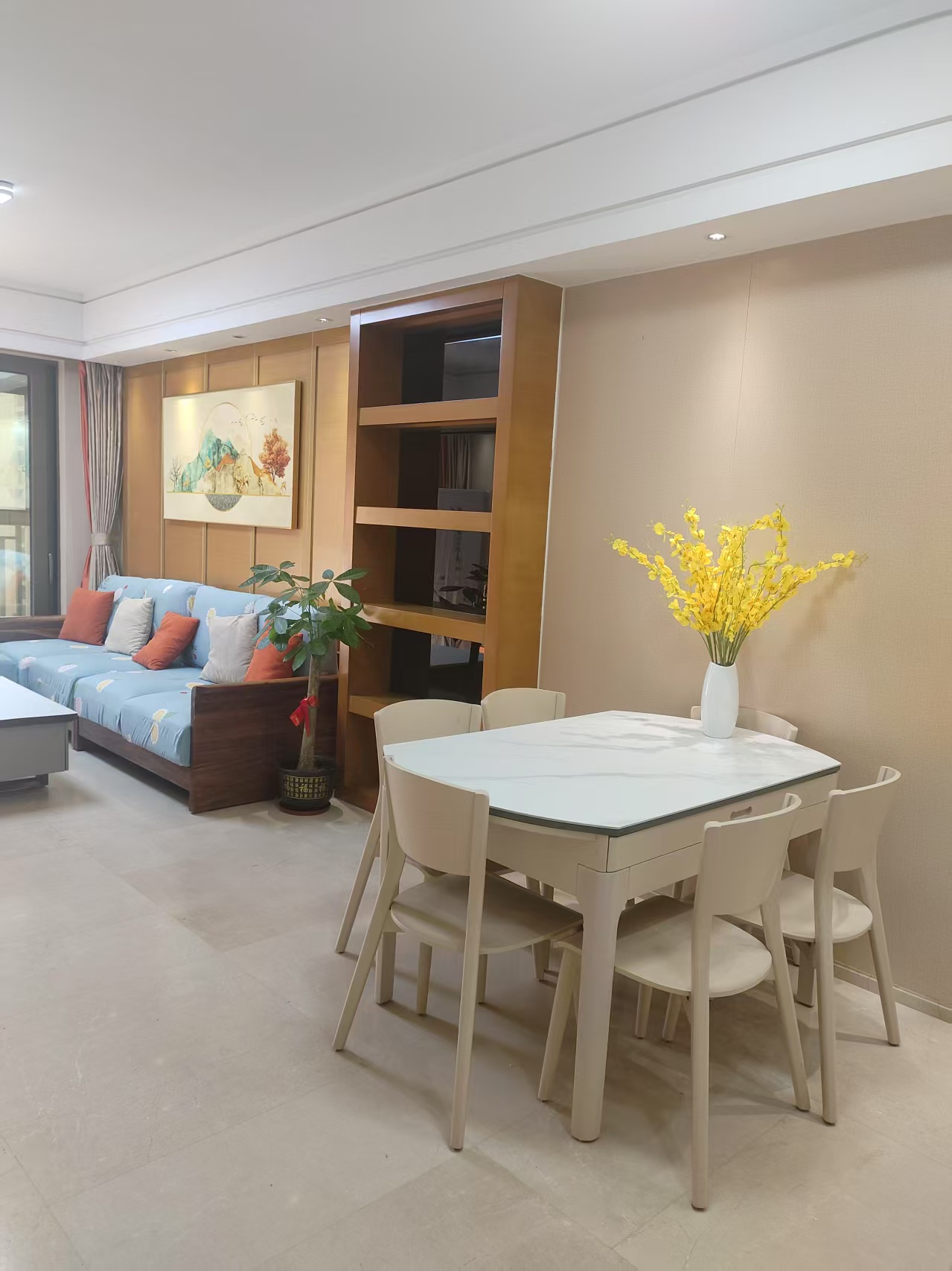 天鹅湾  2室2厅1卫    215.0万 天鹅湾  2室2厅1卫    215.0万室内图