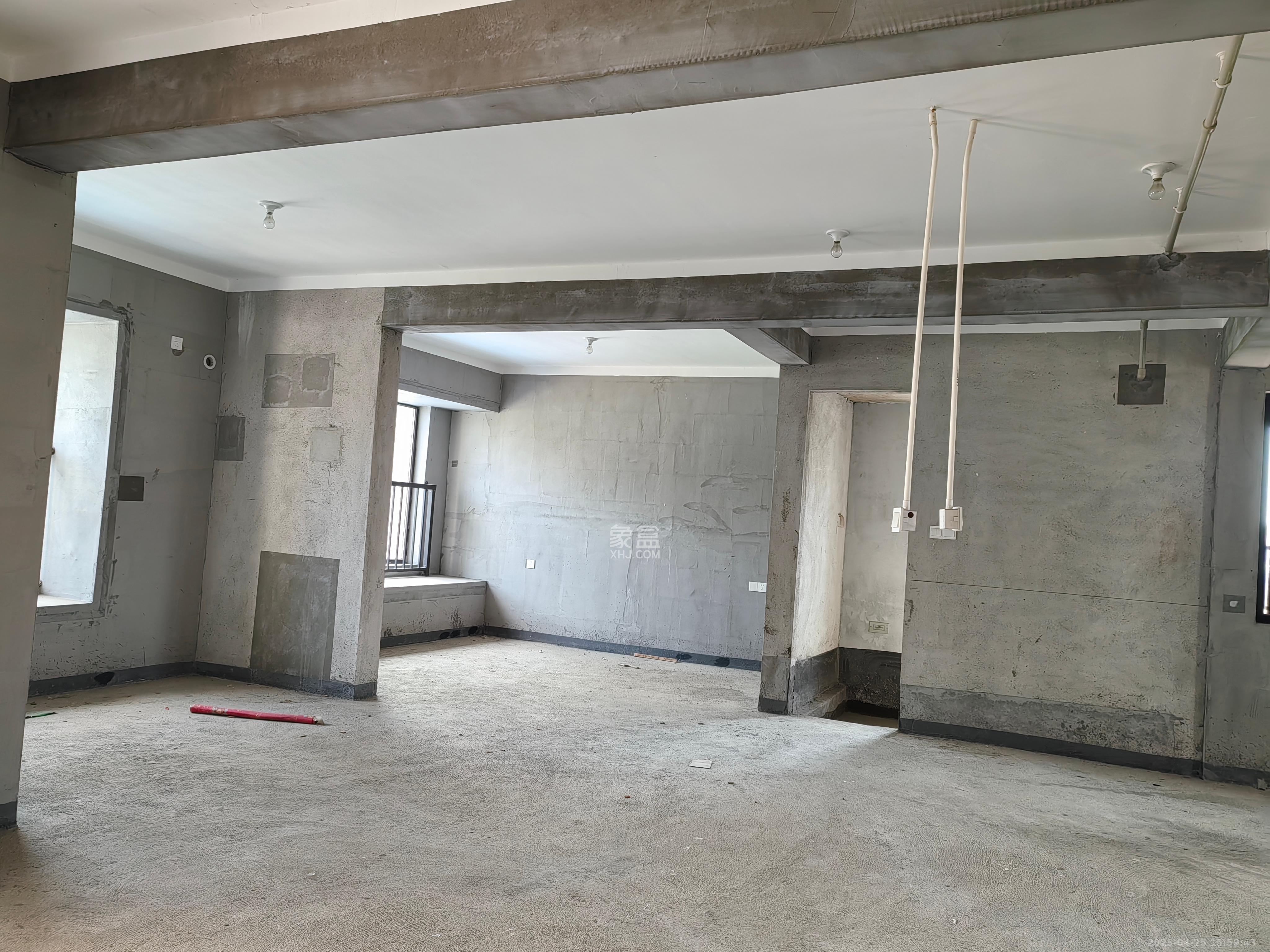 中交建发松雅院  4室2厅2卫    1600.0元/月 中交建发松雅院  4室2厅2卫    1600.0元/月室内图