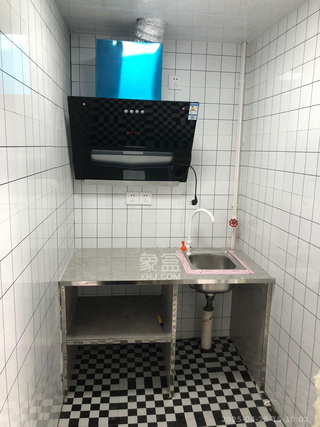 城南故事家园  1室1厅1卫   1300.00元/月室内图