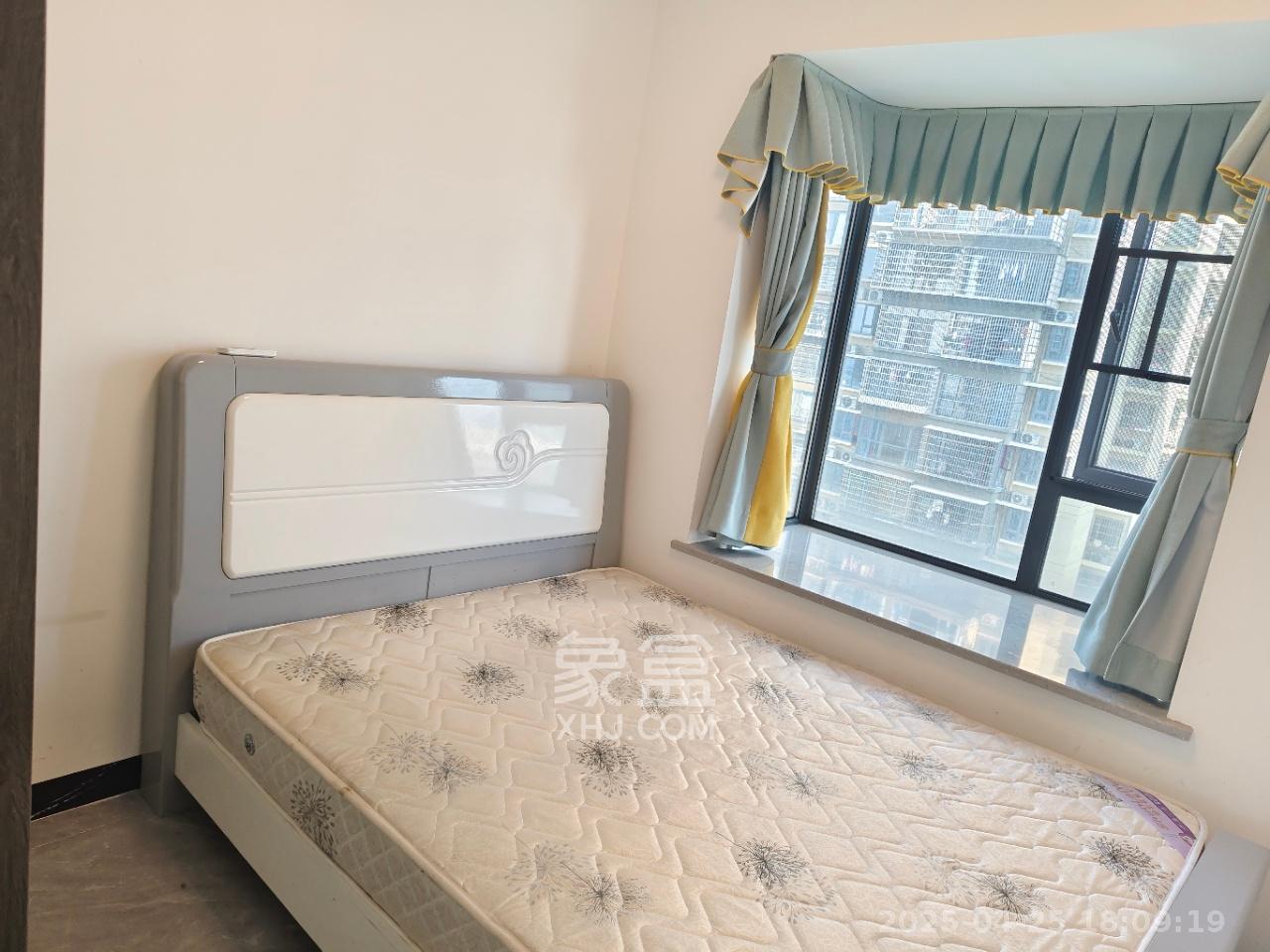 真人桥家园一期 3室2厅2卫 2000.0元/月 真人桥家园一期 3室2厅2卫 2000.0元/月室内图