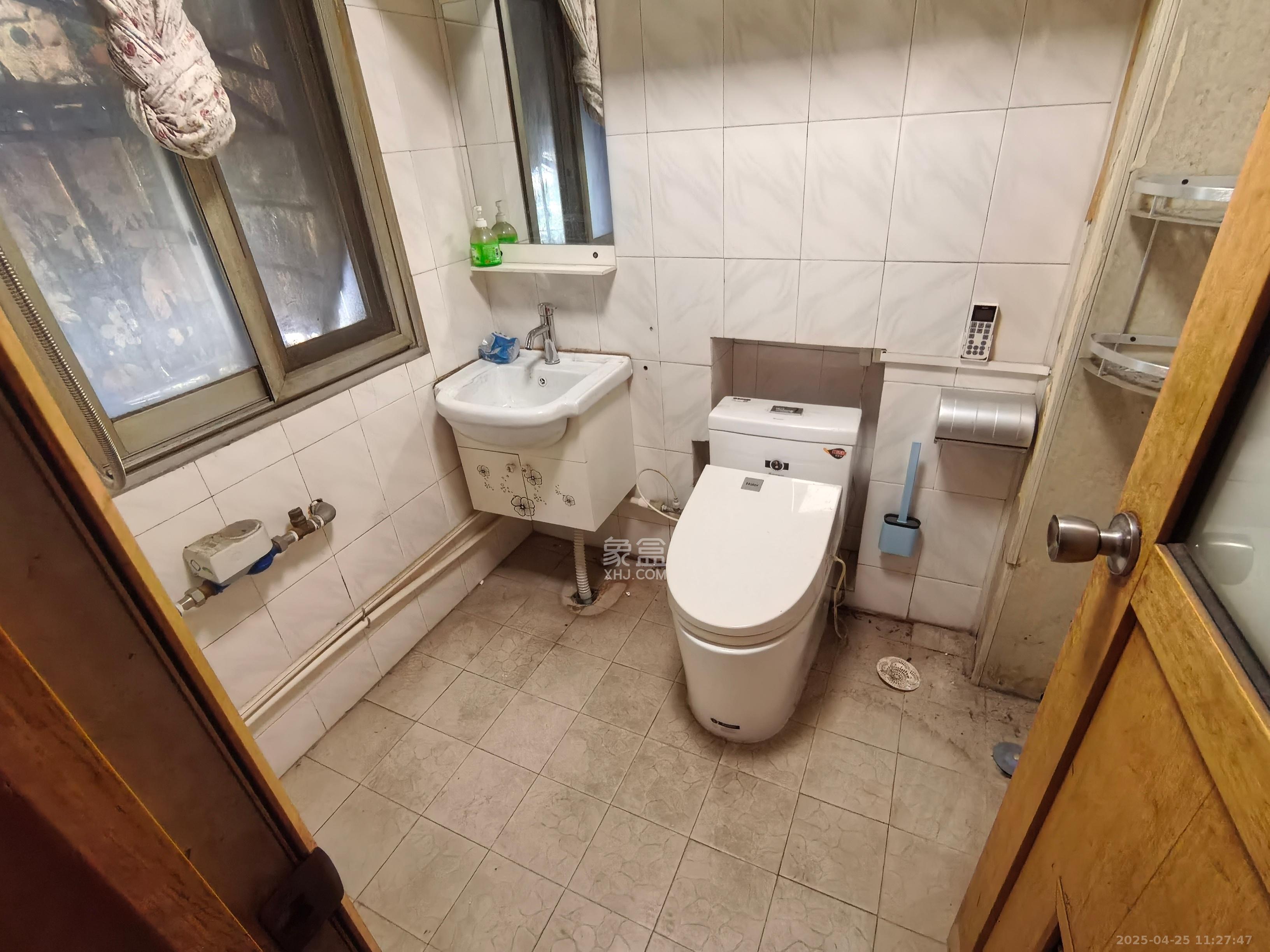 旺强宿舍 3室1厅1卫 1600.0元/月 旺强宿舍 3室1厅1卫 1600.0元/月室内图