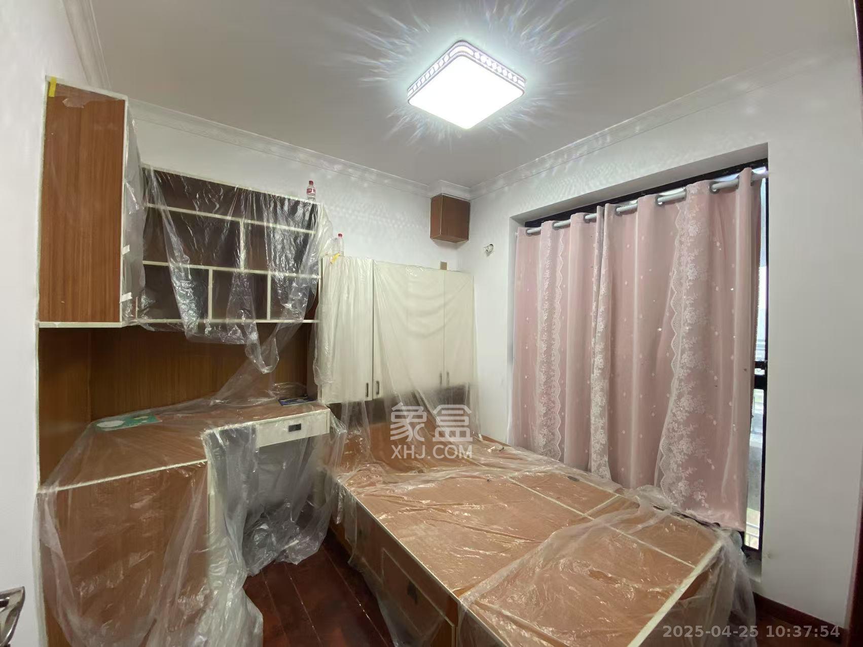 新城国际花都 3室2厅1卫 1700.0元/月 新城国际花都 3室2厅1卫 1700.0元/月室内图