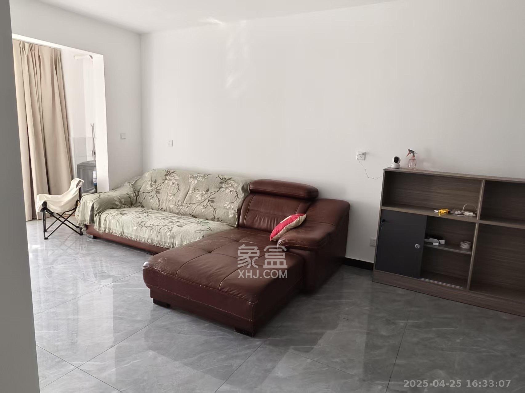 金地艺境  3室2厅2卫    2000.0元/月 金地艺境  3室2厅2卫    2000.0元/月