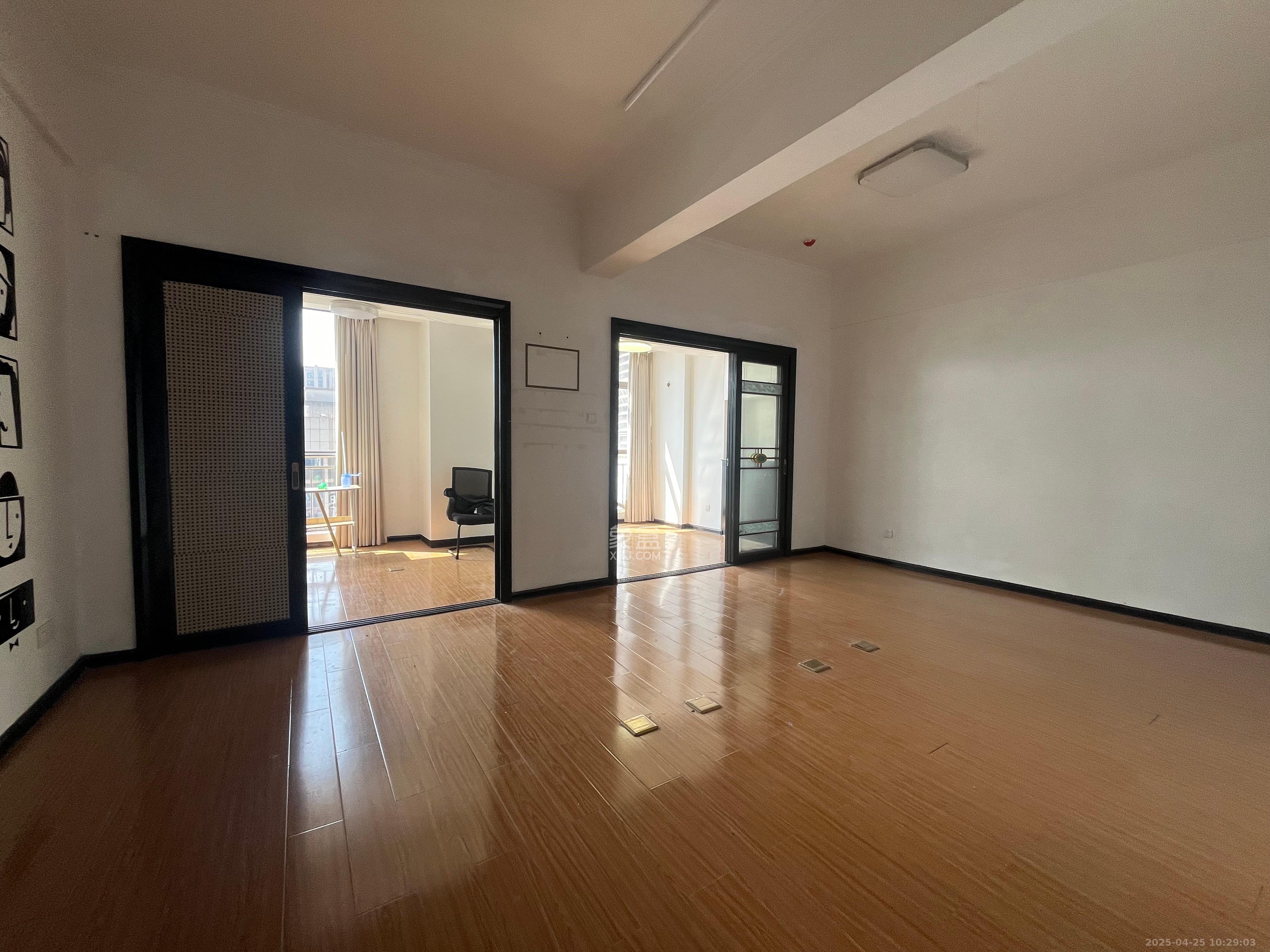 乐尚城 1室1厅1卫 3500.0元/月 乐尚城 1室1厅1卫 3500.0元/月室内图