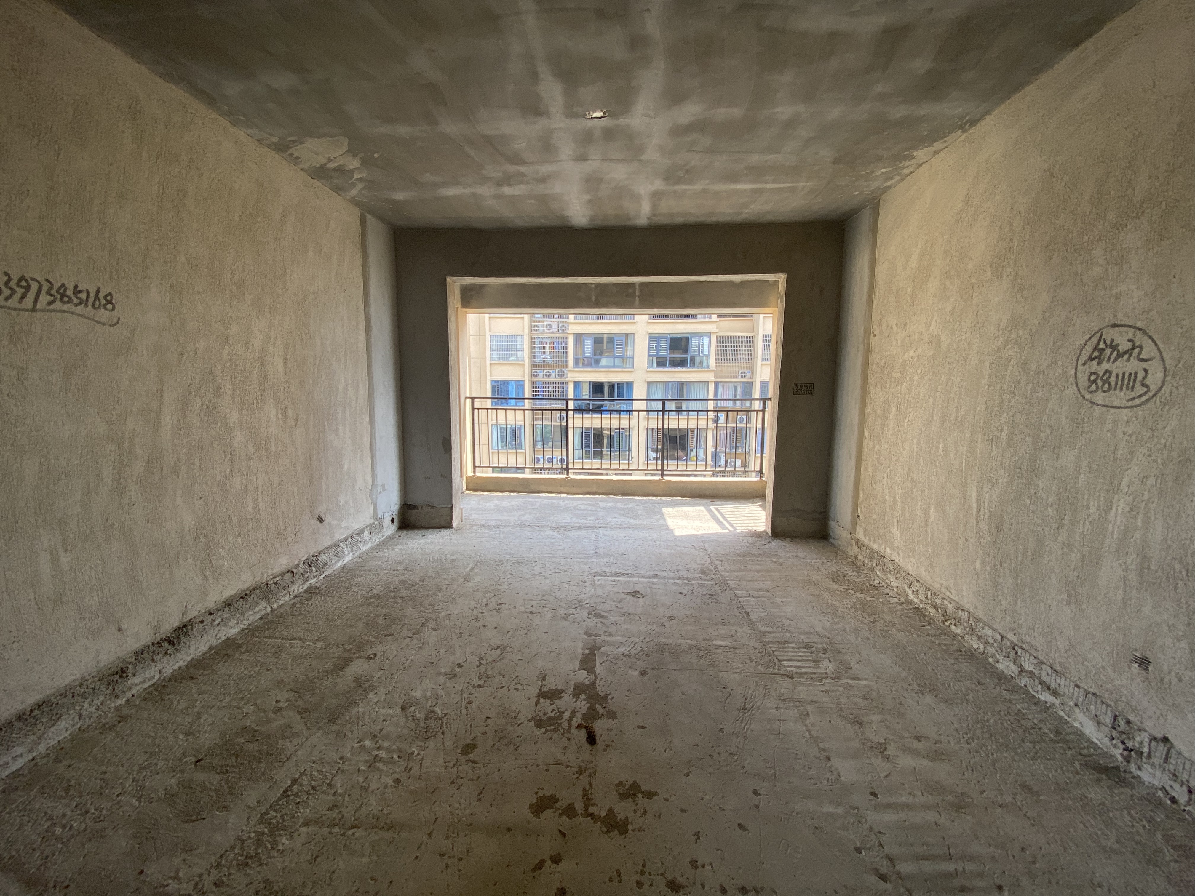 东山领秀 3室2厅2卫 55.8万 东山领秀 3室2厅2卫 55.8万室内图