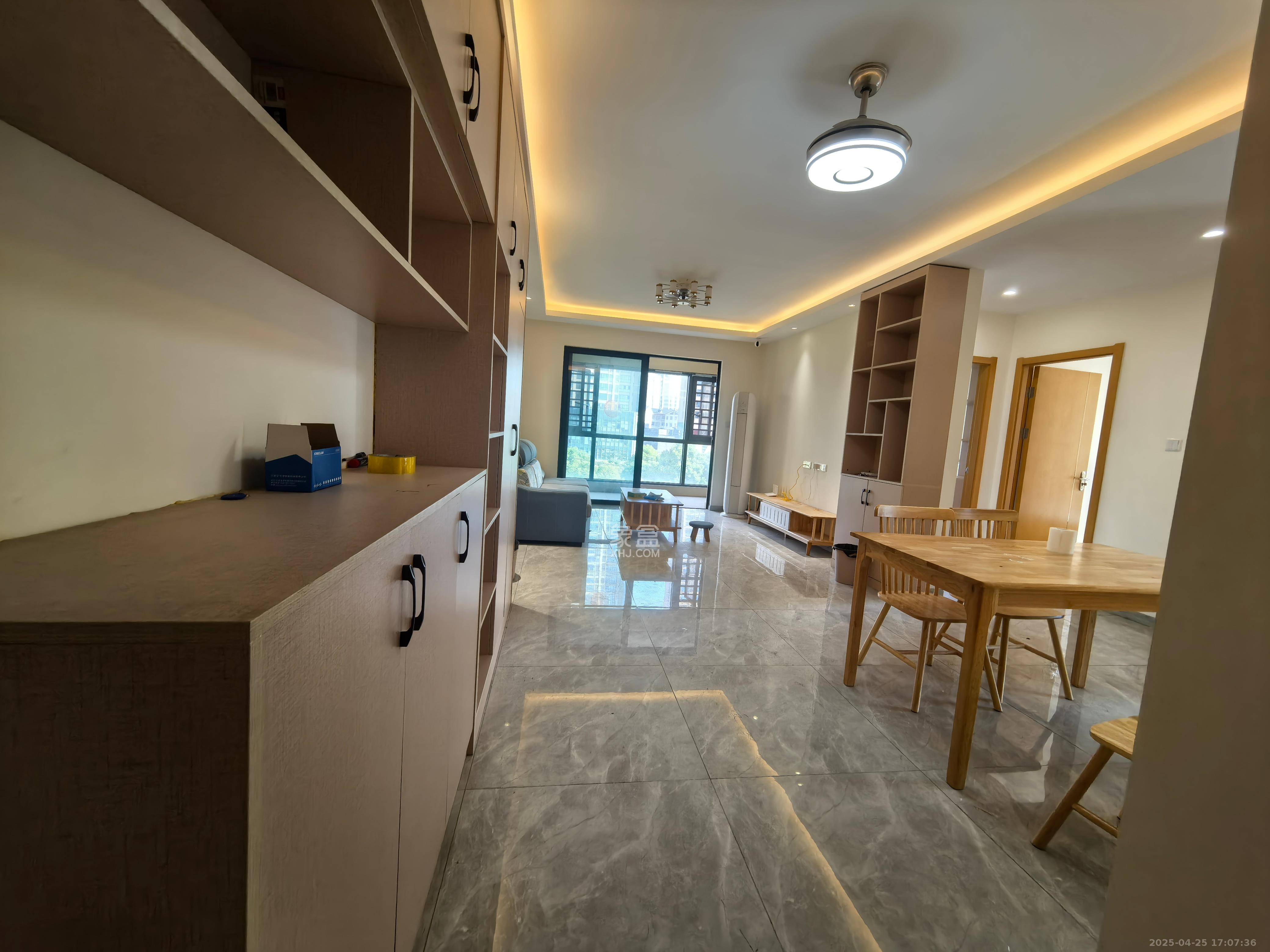 中建璟和城  3室2厅1卫   2500.00元/月室内图